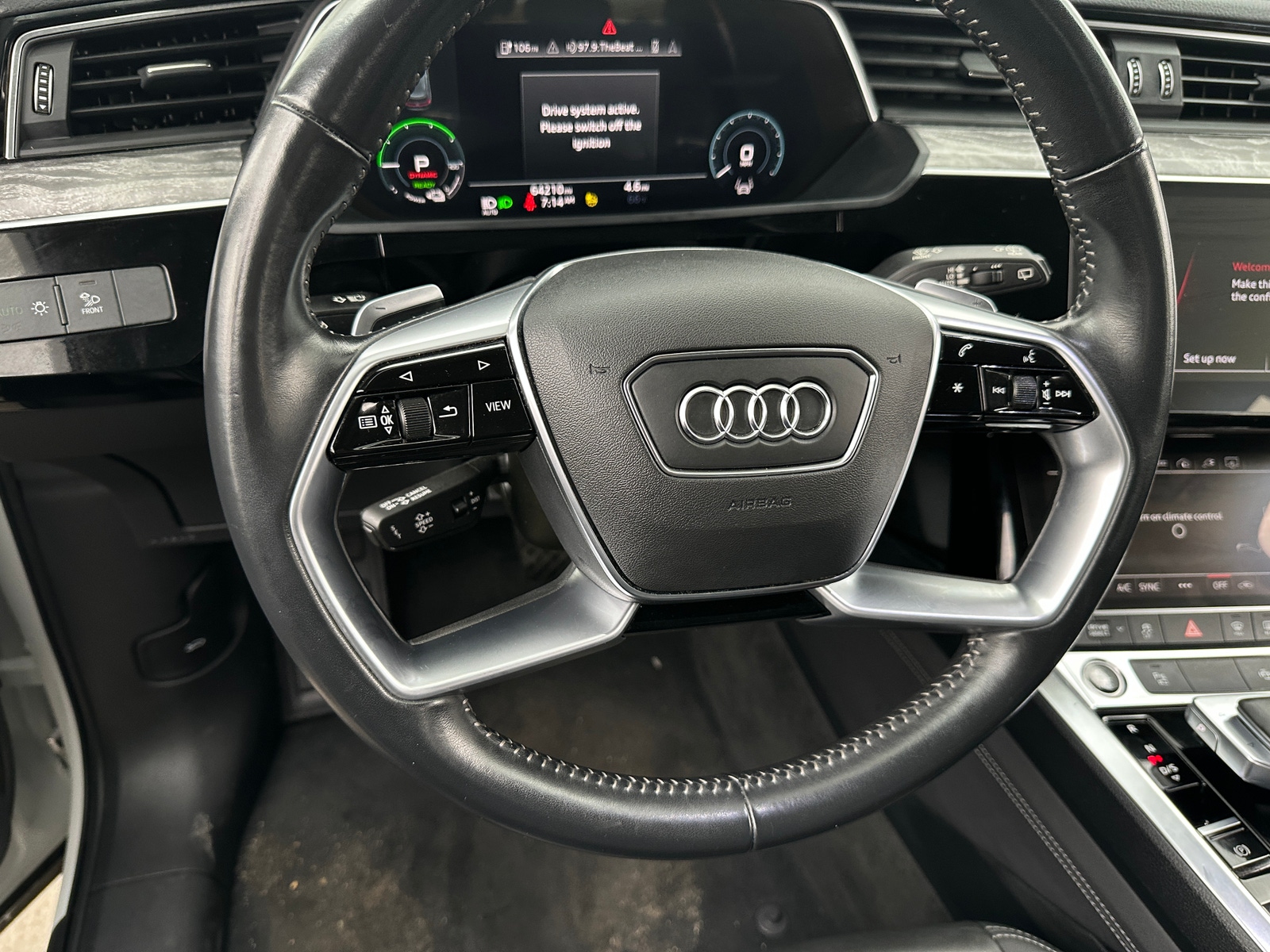 Thumbnail: 2021 Audi e-tron - 4