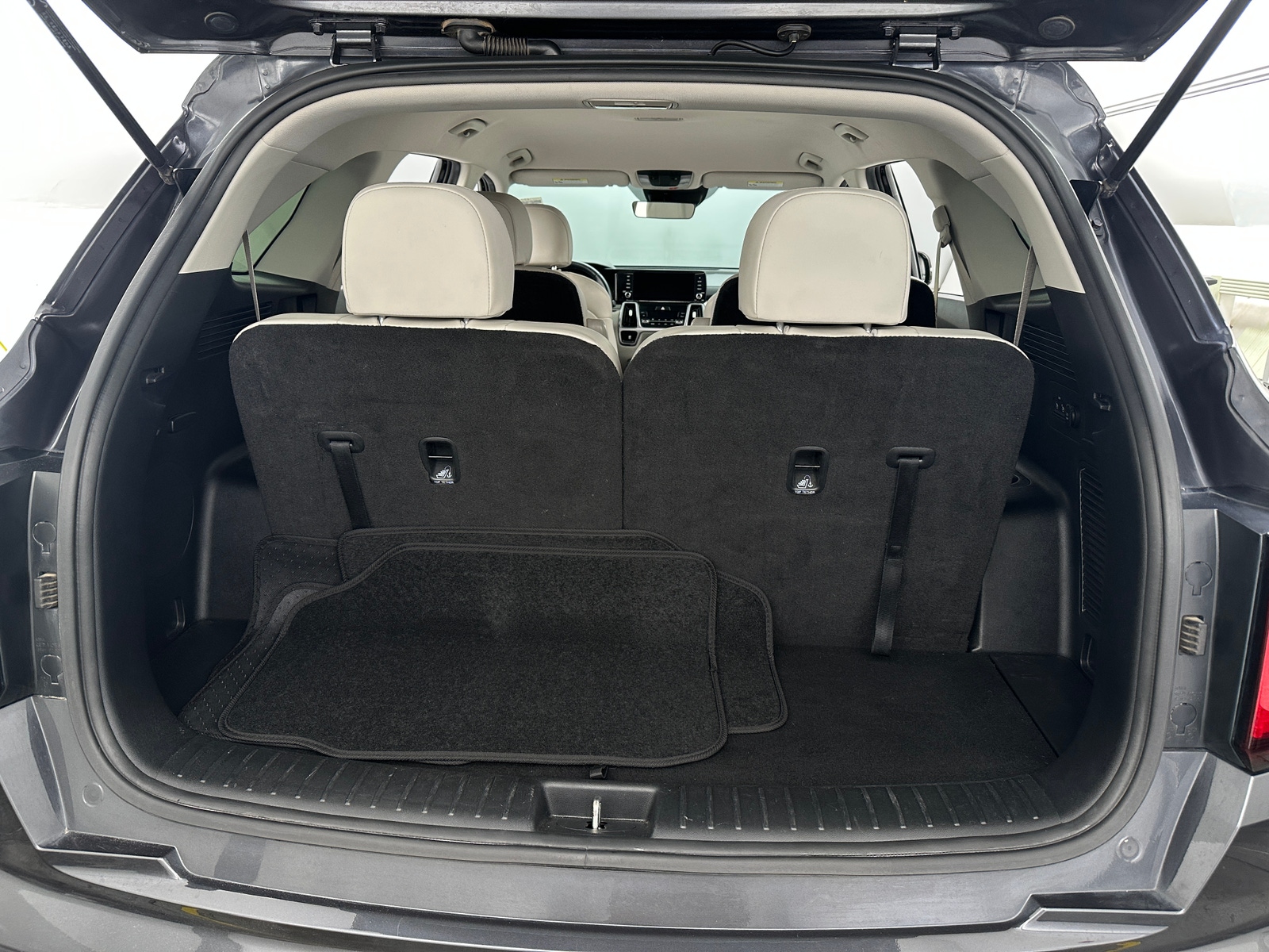 Thumbnail: 2022 Kia Sorento - 6