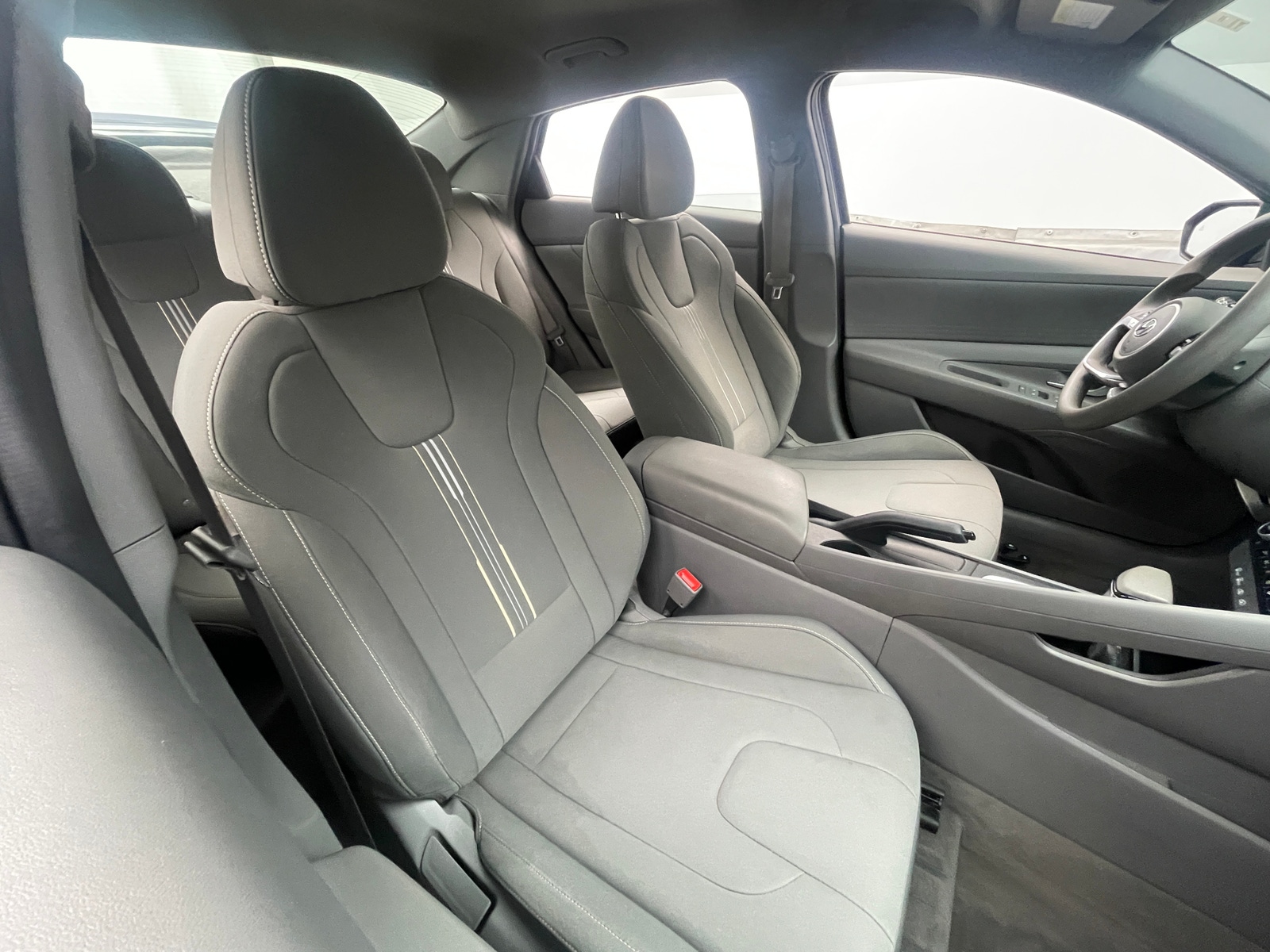 Thumbnail: 2022 Hyundai Elantra - 2