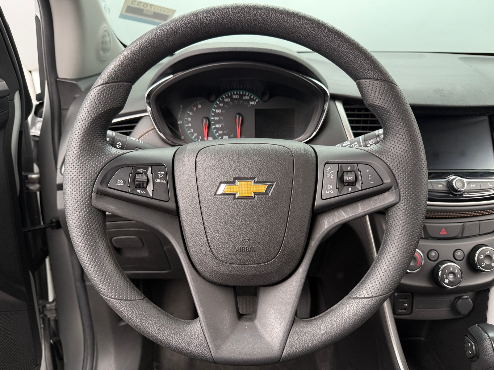 Thumbnail: 2022 Chevrolet Trax - 5