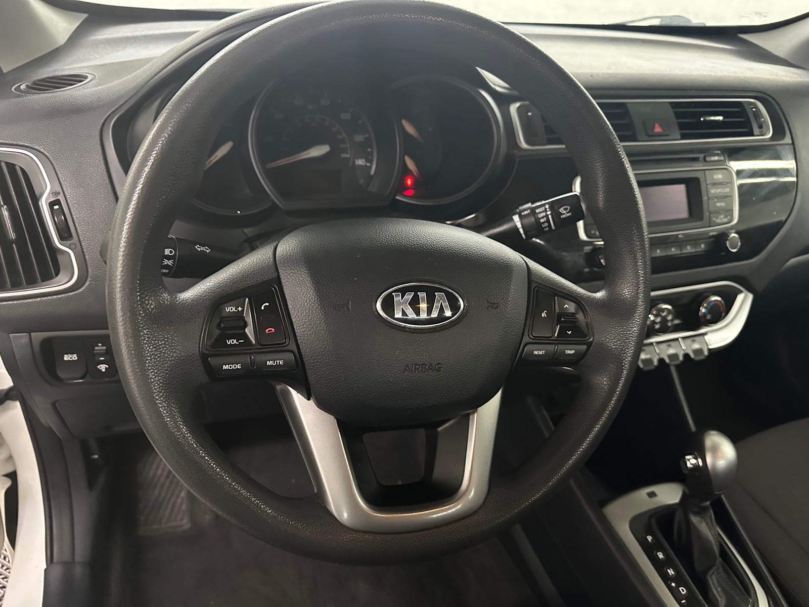 Thumbnail: 2016 Kia Rio - 5