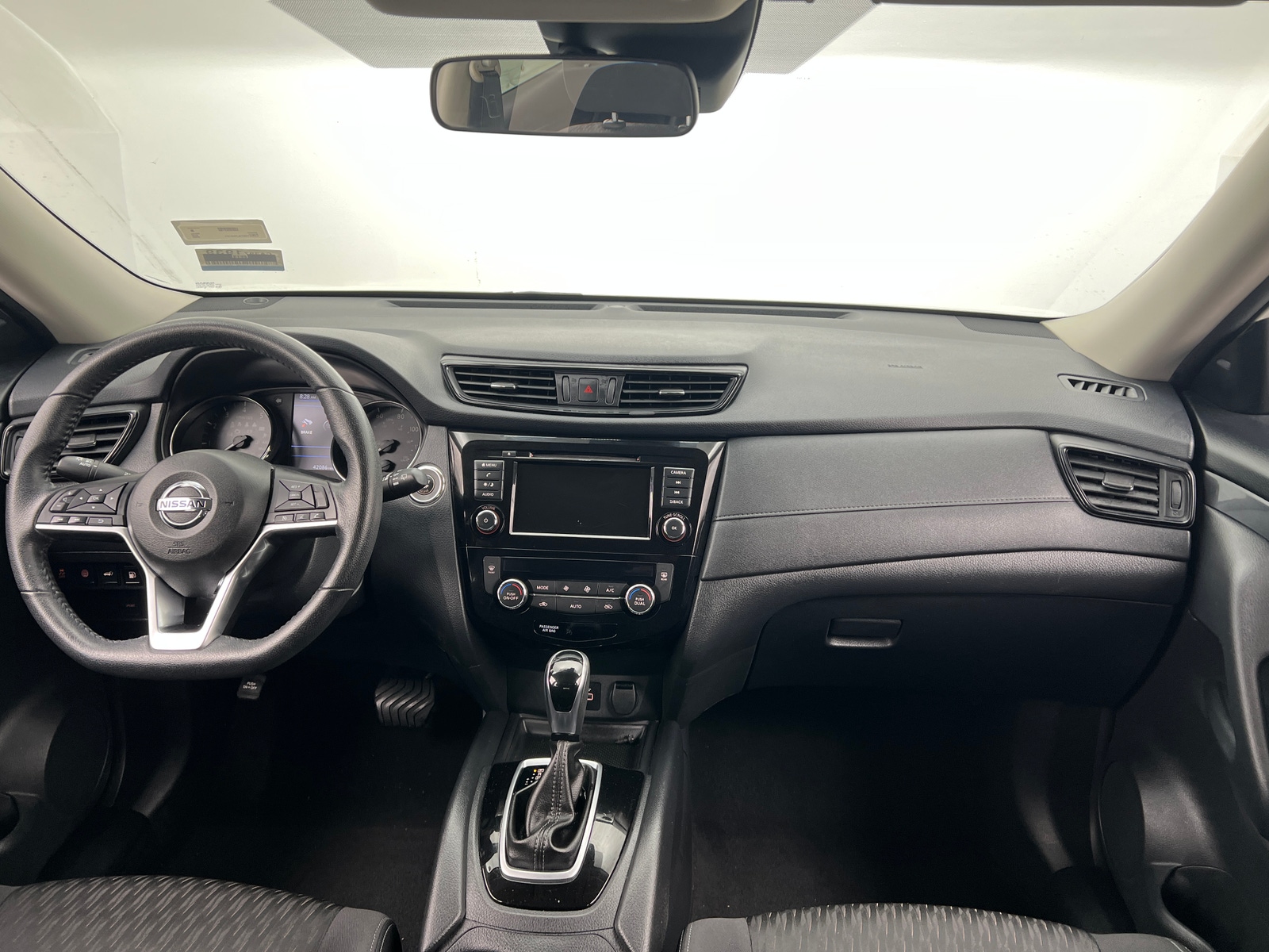 Thumbnail: 2020 Nissan Rogue - 3