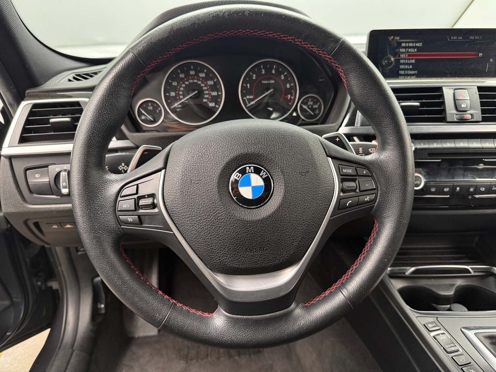 Thumbnail: 2016 BMW 3 Series - 4