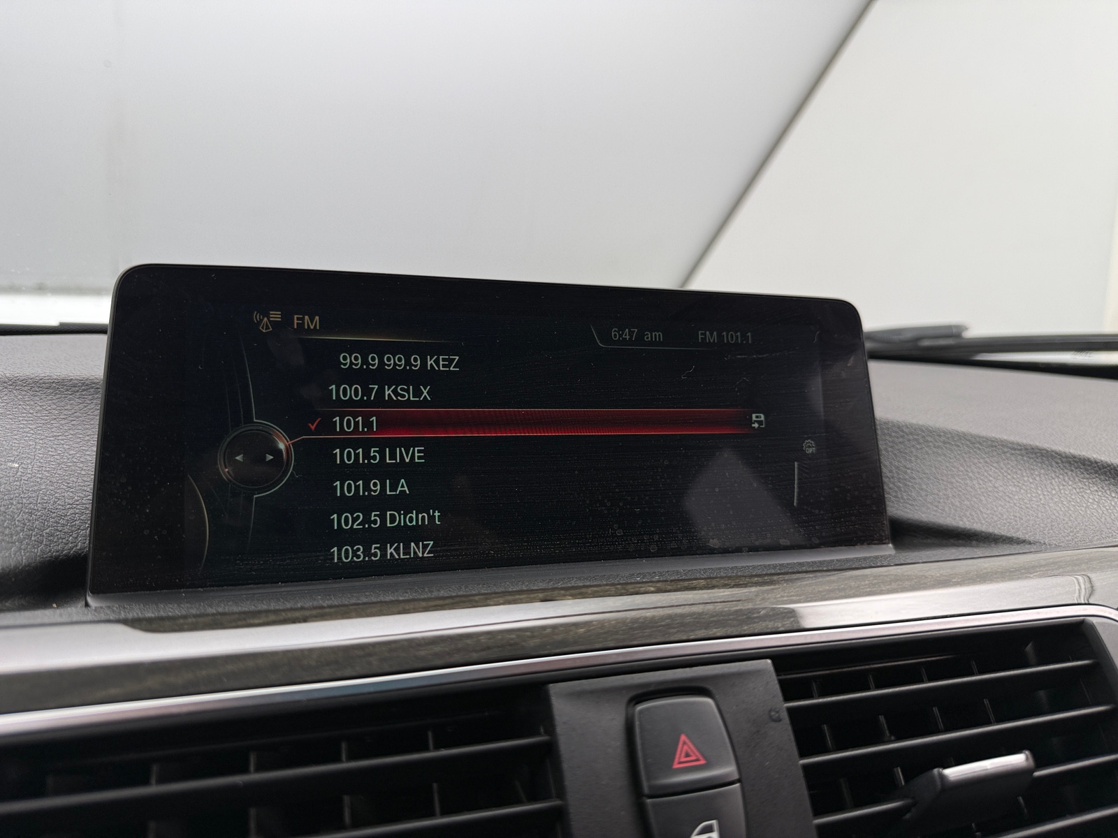 Thumbnail: 2016 BMW 3 Series - 3