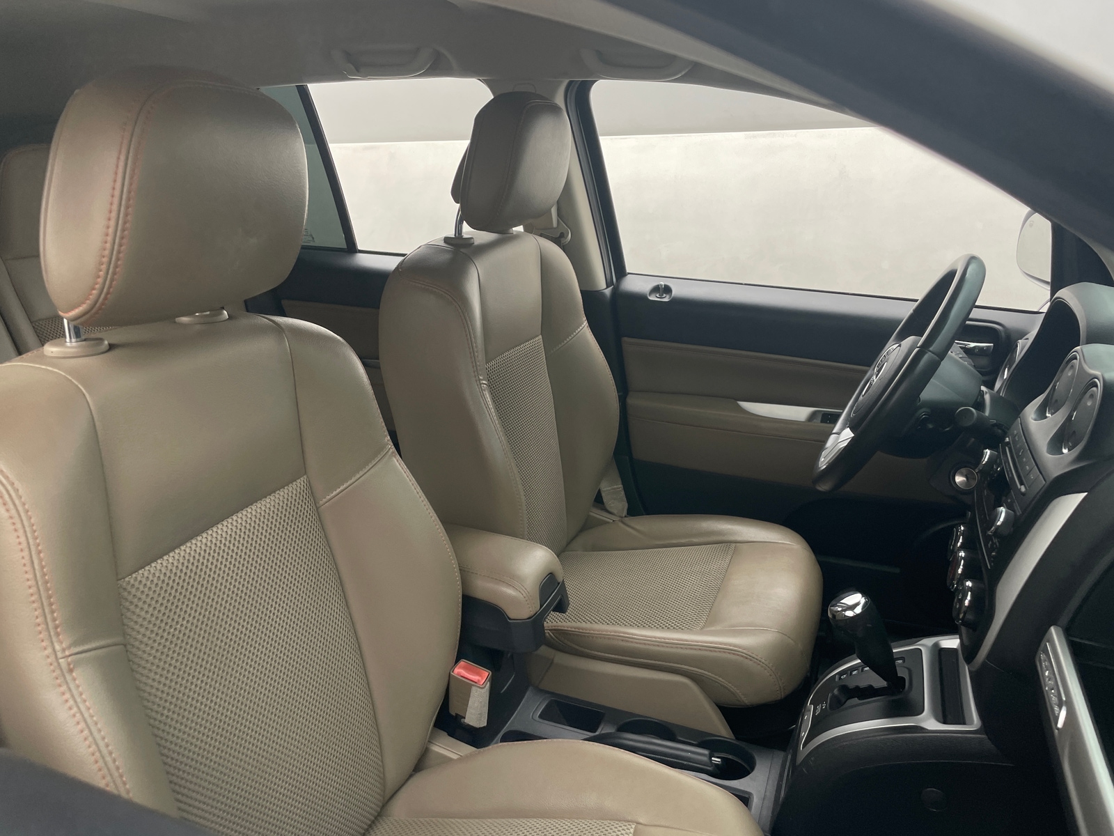Thumbnail: 2016 Jeep Compass - 2
