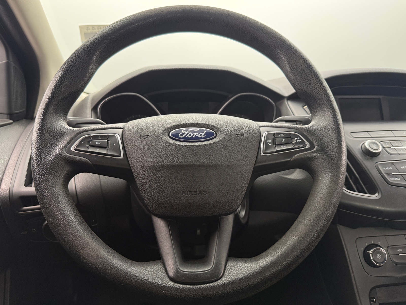 Thumbnail: 2018 Ford Focus - 5