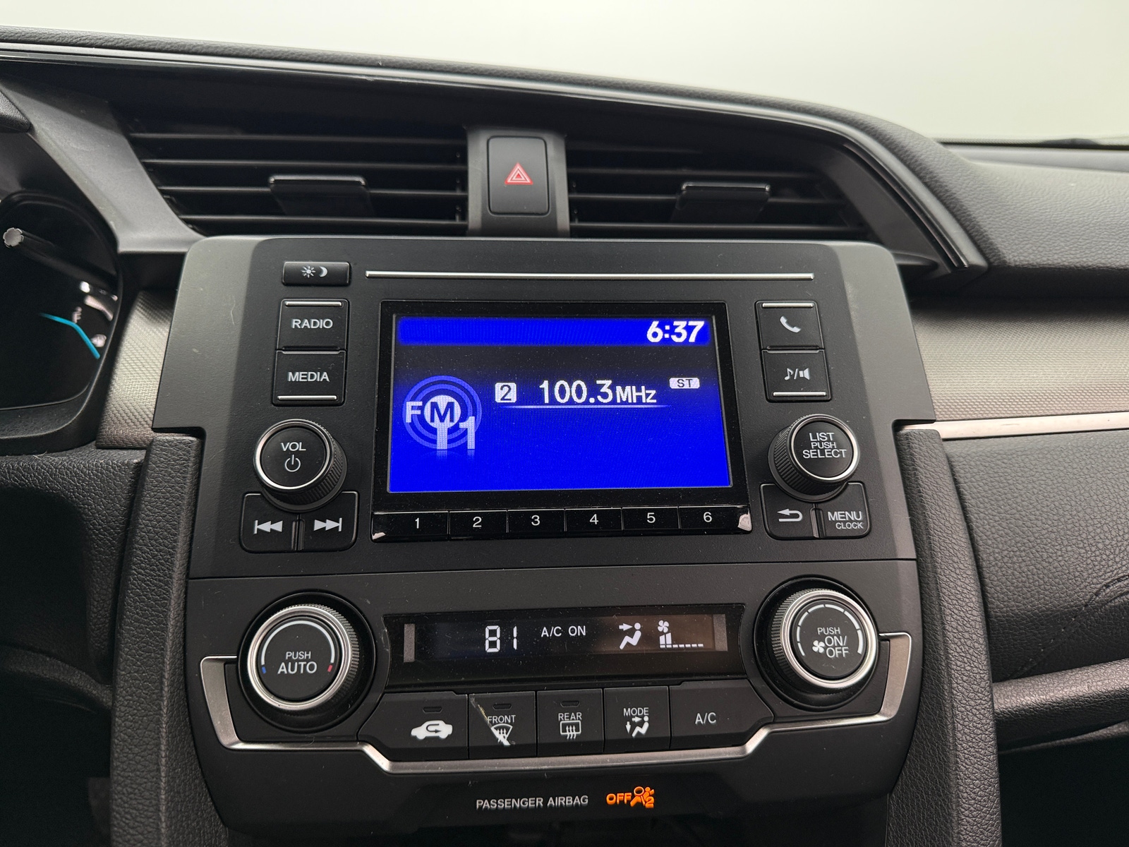 Thumbnail: 2019 Honda Civic - 3