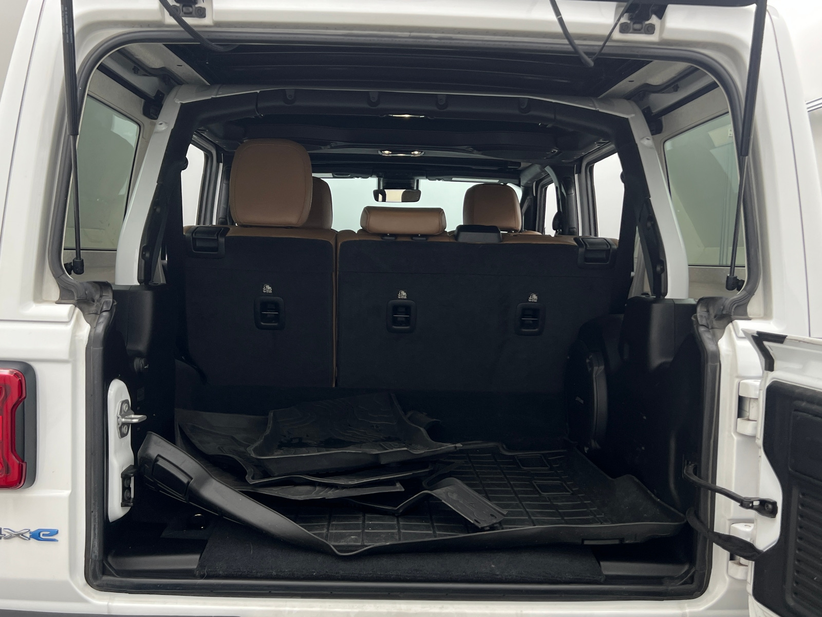 Thumbnail: 2022 Jeep Wrangler - 6