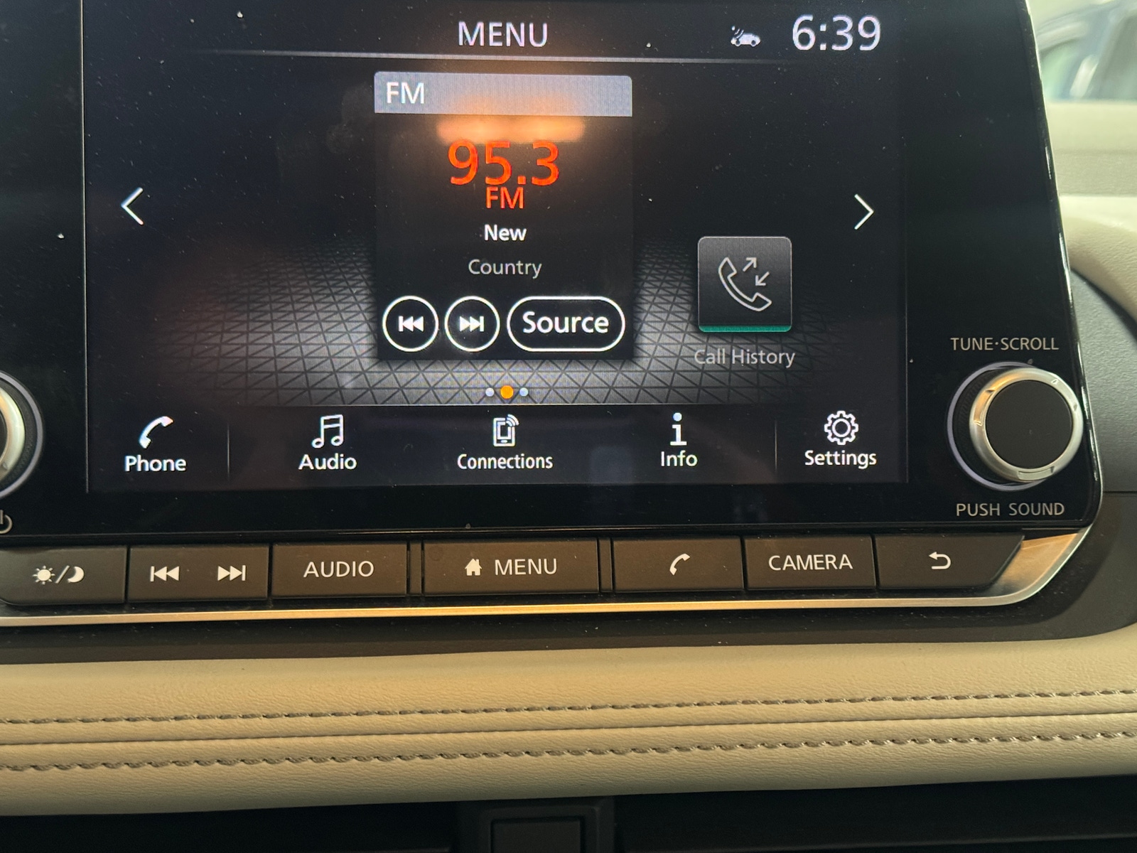 Thumbnail: 2023 Nissan Rogue - 4