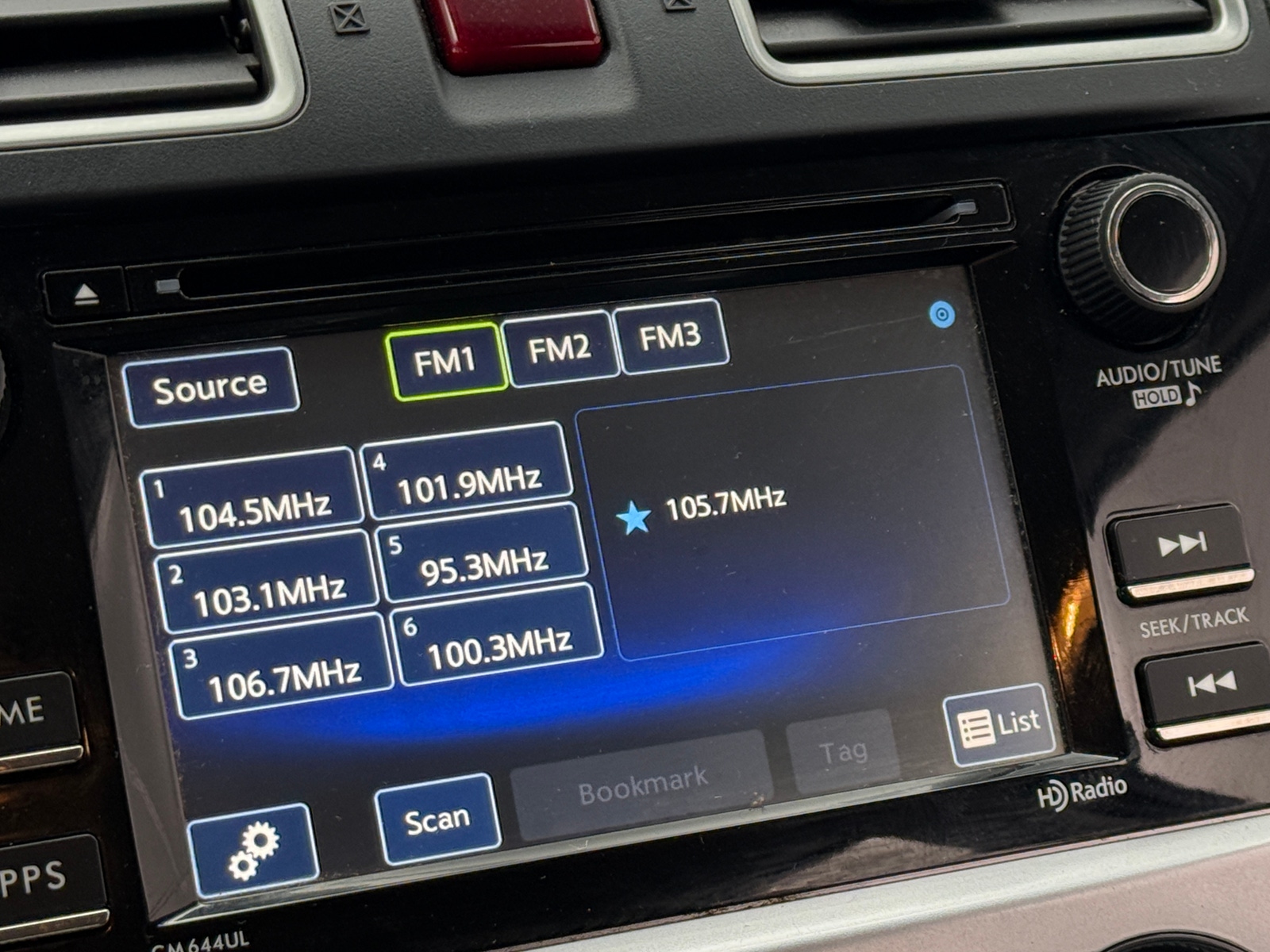 Thumbnail: 2015 Subaru XV Crosstrek - 4