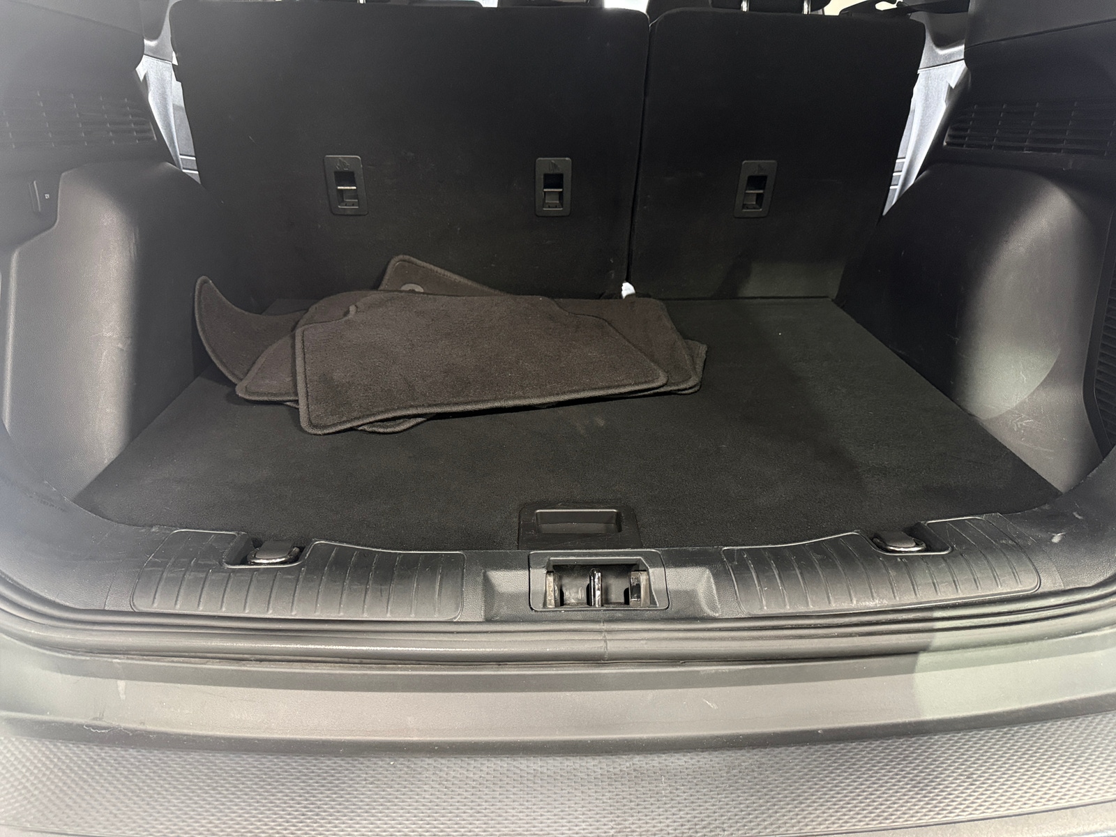 Thumbnail: 2022 Ford Escape - 7