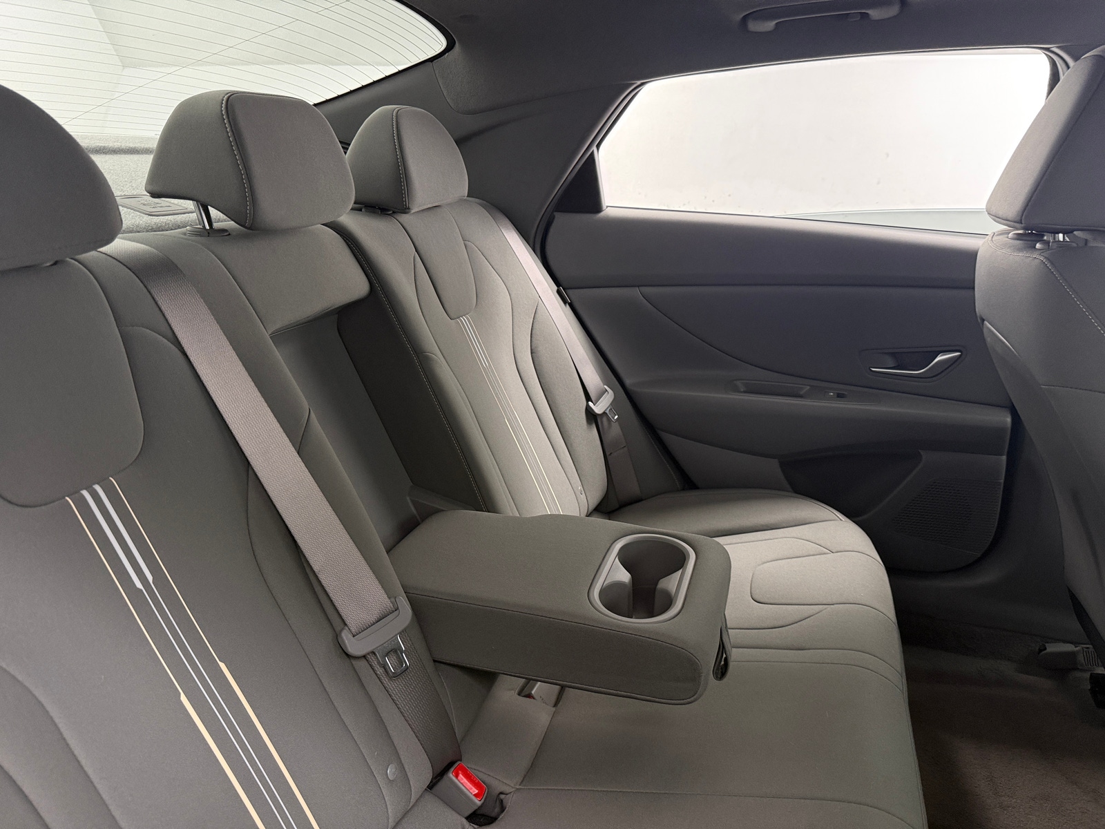 Thumbnail: 2024 Hyundai Elantra - 6