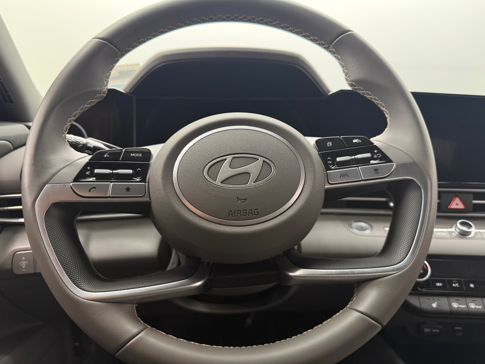 Thumbnail: 2024 Hyundai Elantra - 5