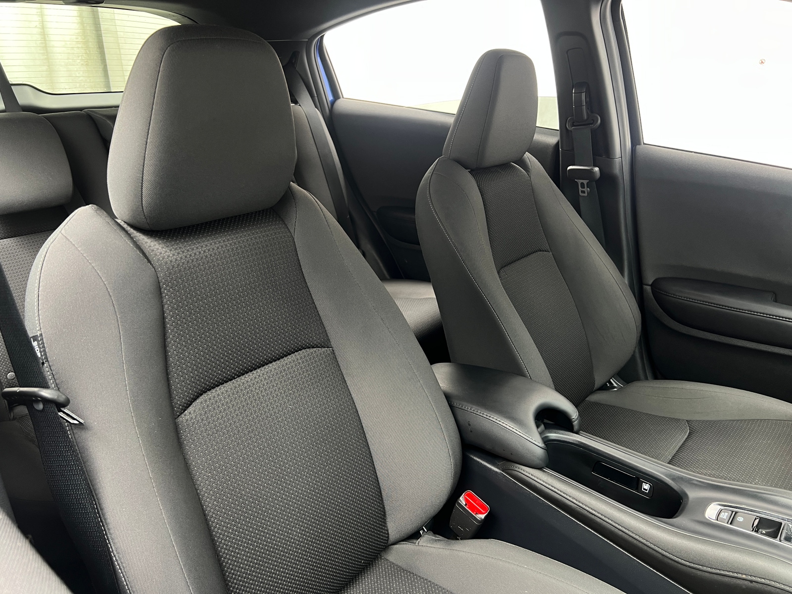 Thumbnail: 2022 Honda HR-V - 2