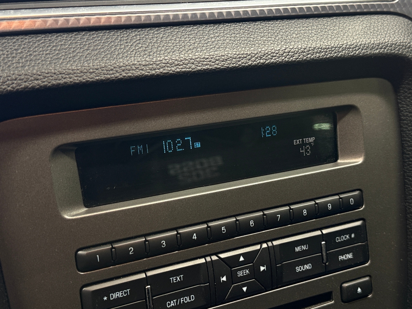 Thumbnail: 2013 Ford Mustang - 3