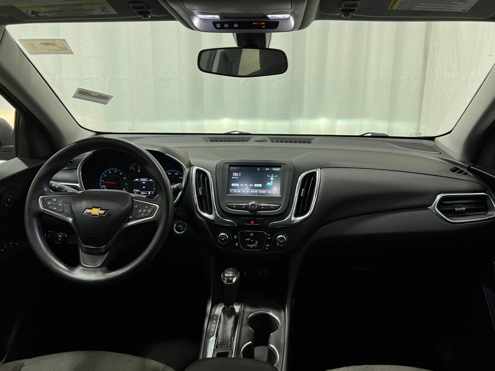 Thumbnail: 2018 Chevrolet Equinox - 3