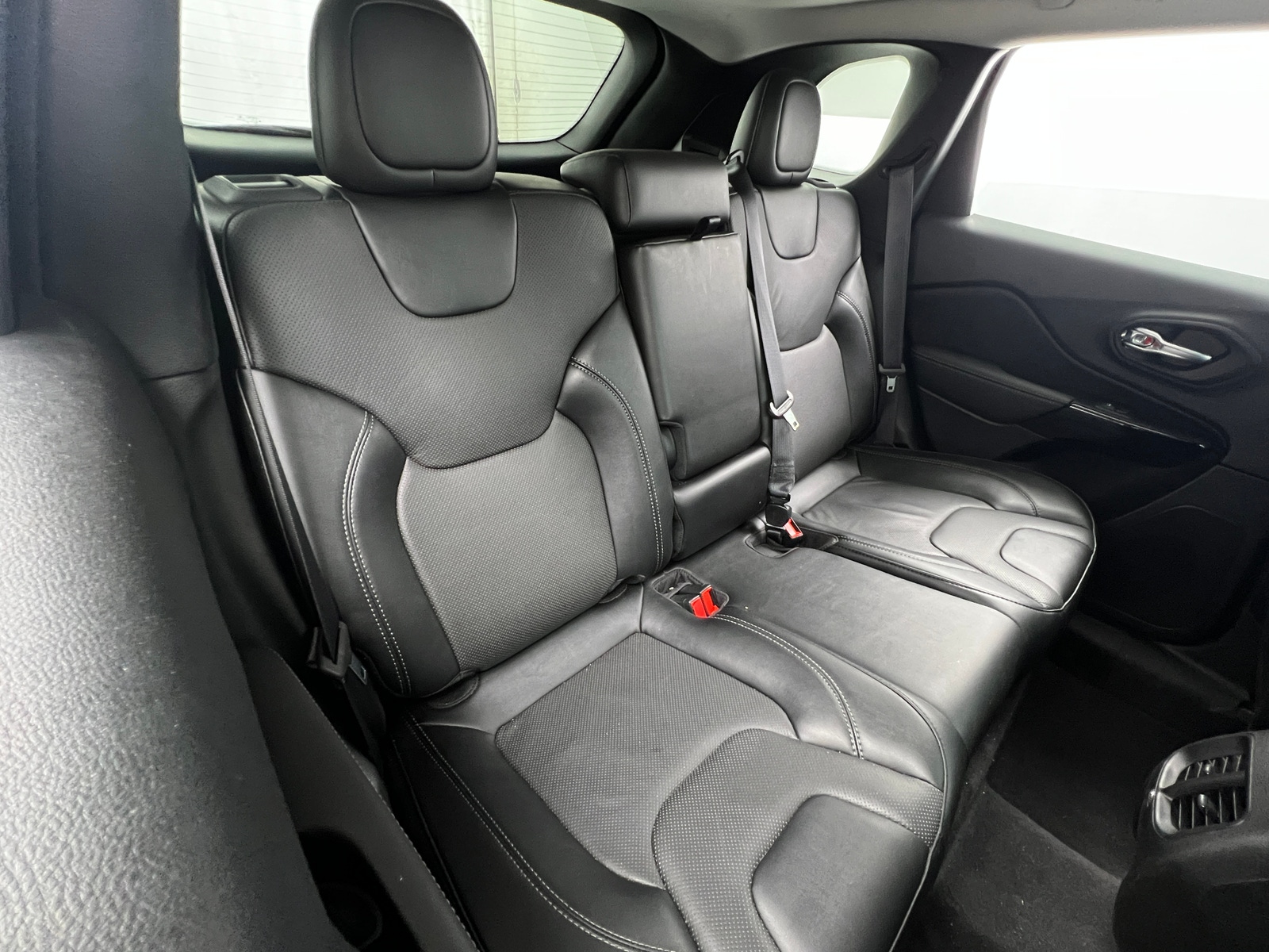 Thumbnail: 2023 Jeep Cherokee - 5