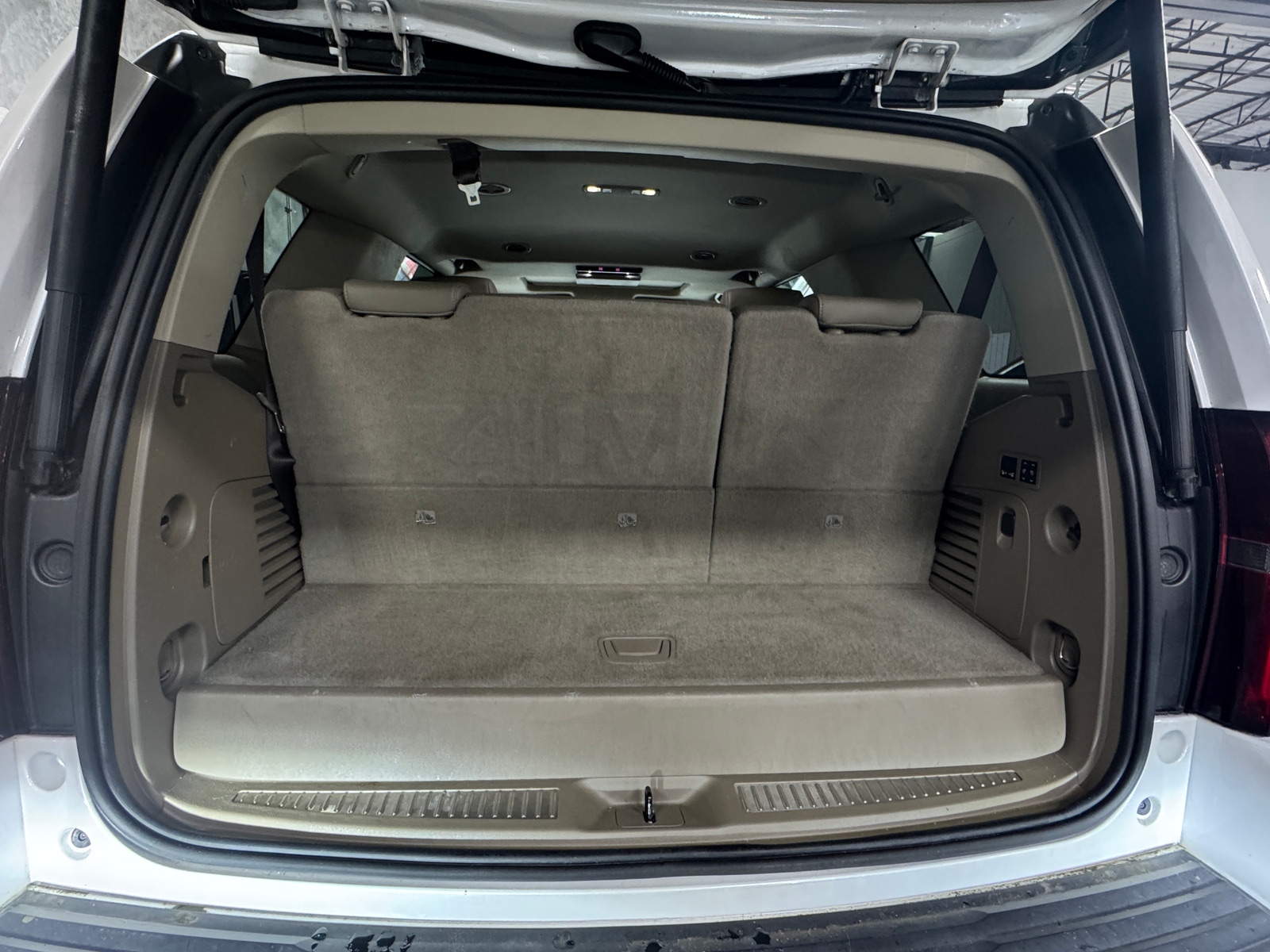 Thumbnail: 2020 Chevrolet Tahoe - 6