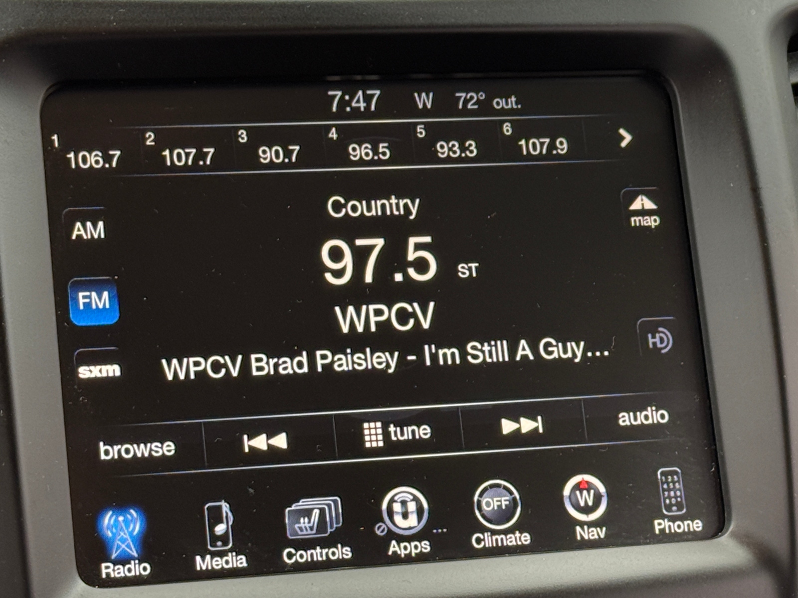 Thumbnail: 2018 Jeep Cherokee - 3