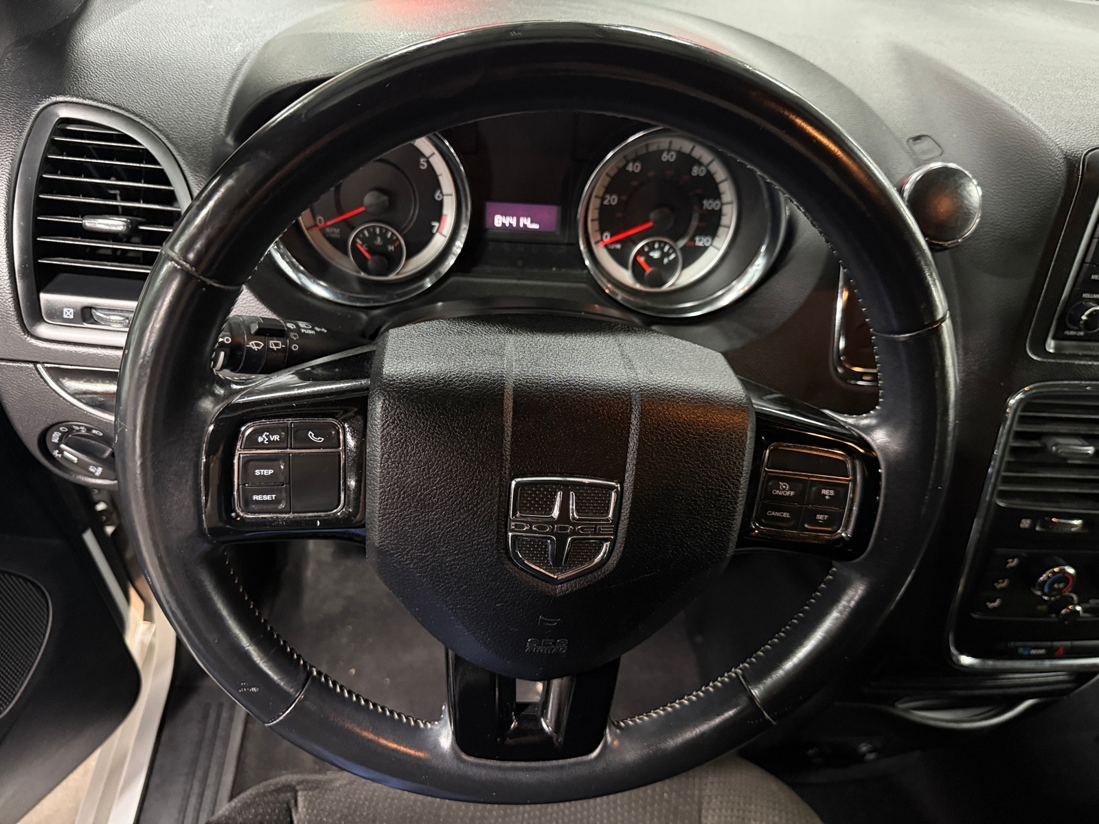 Thumbnail: 2018 Dodge Grand Caravan - 5