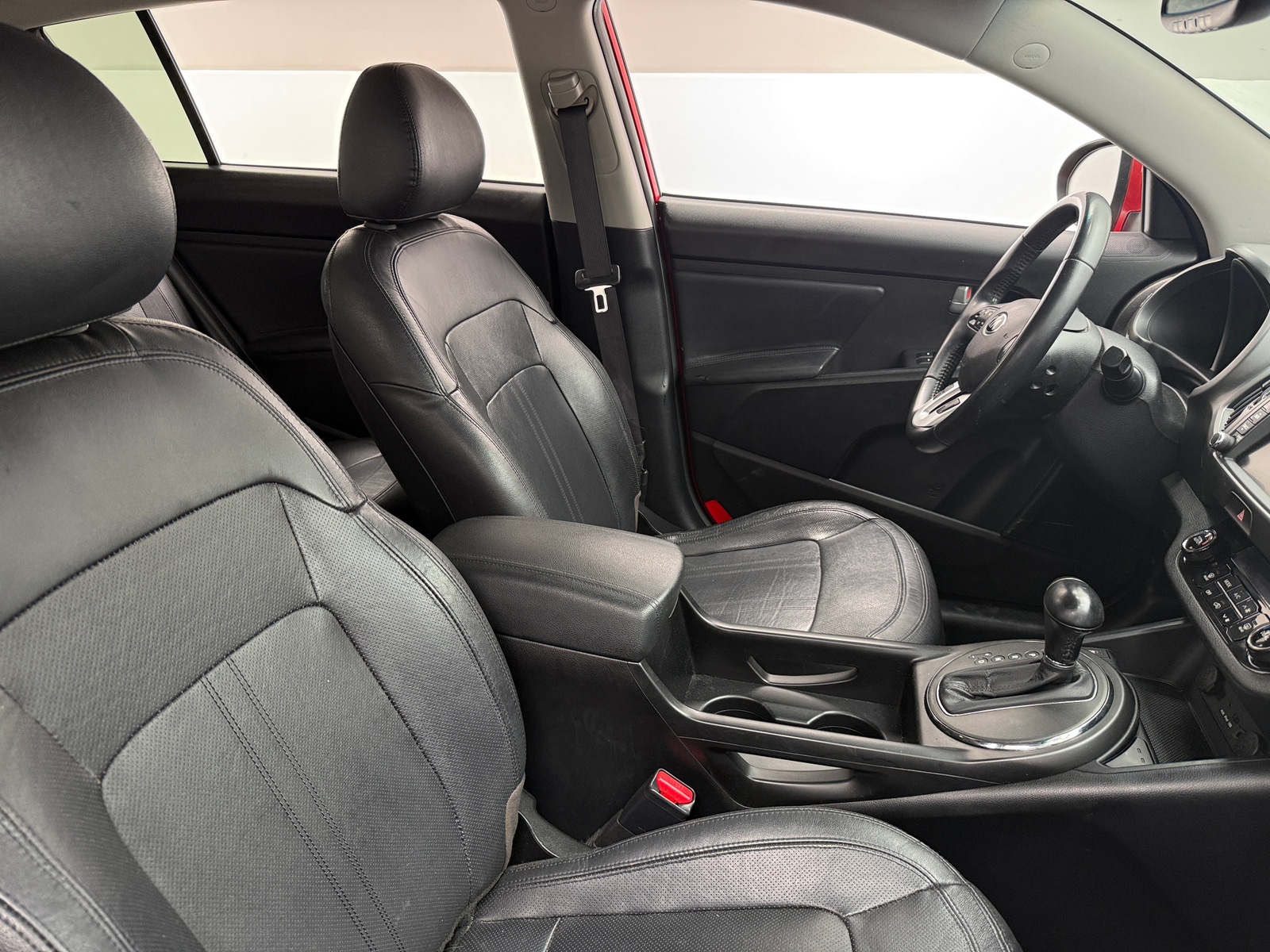 Thumbnail: 2013 Kia Sportage - 2