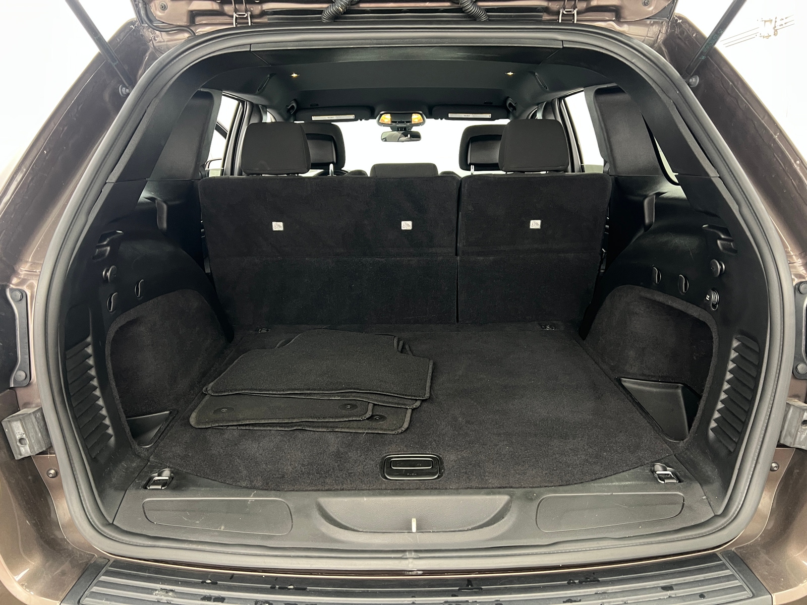 Thumbnail: 2021 Jeep Grand Cherokee - 7