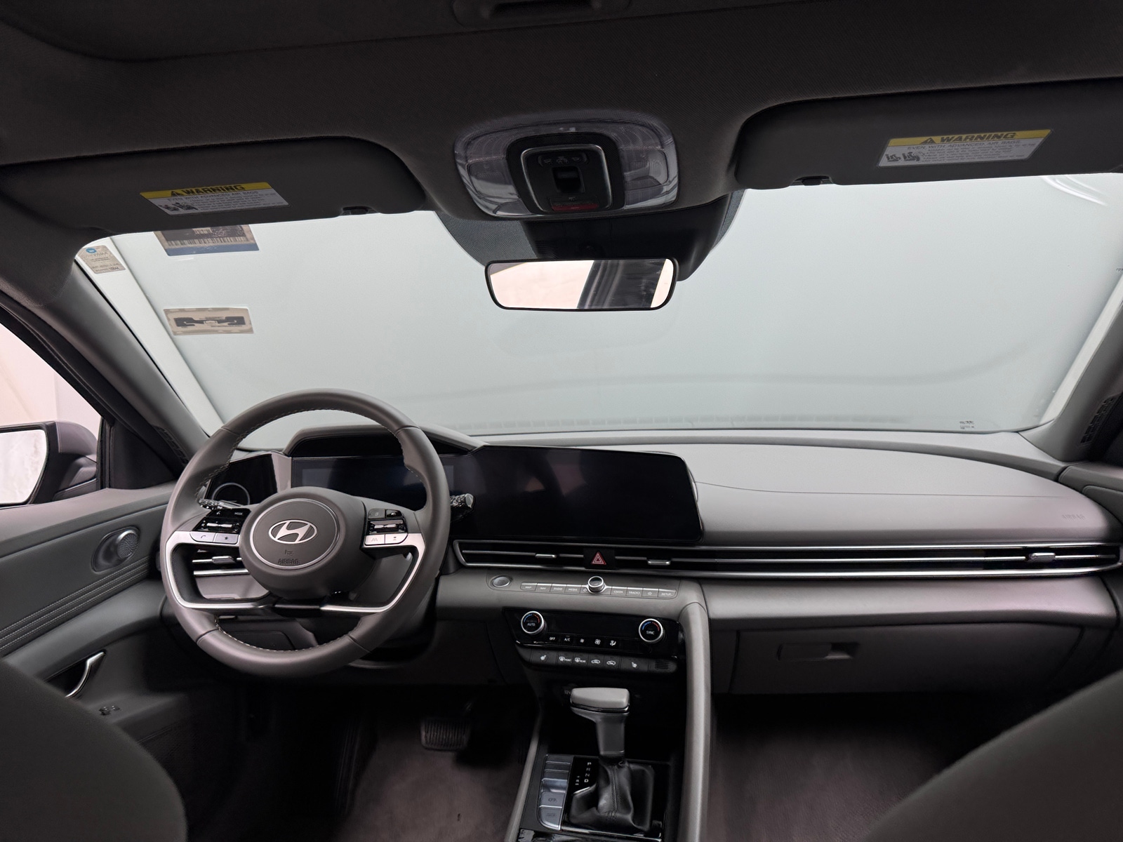 Thumbnail: 2024 Hyundai Elantra - 3