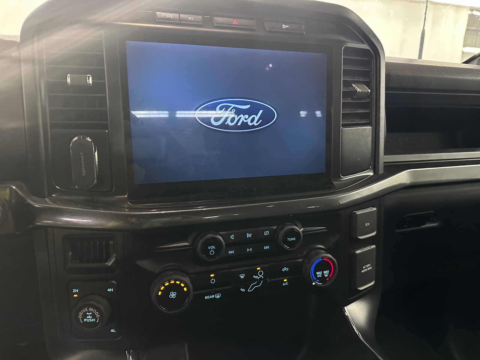 Thumbnail: 2024 Ford Econoline - 4