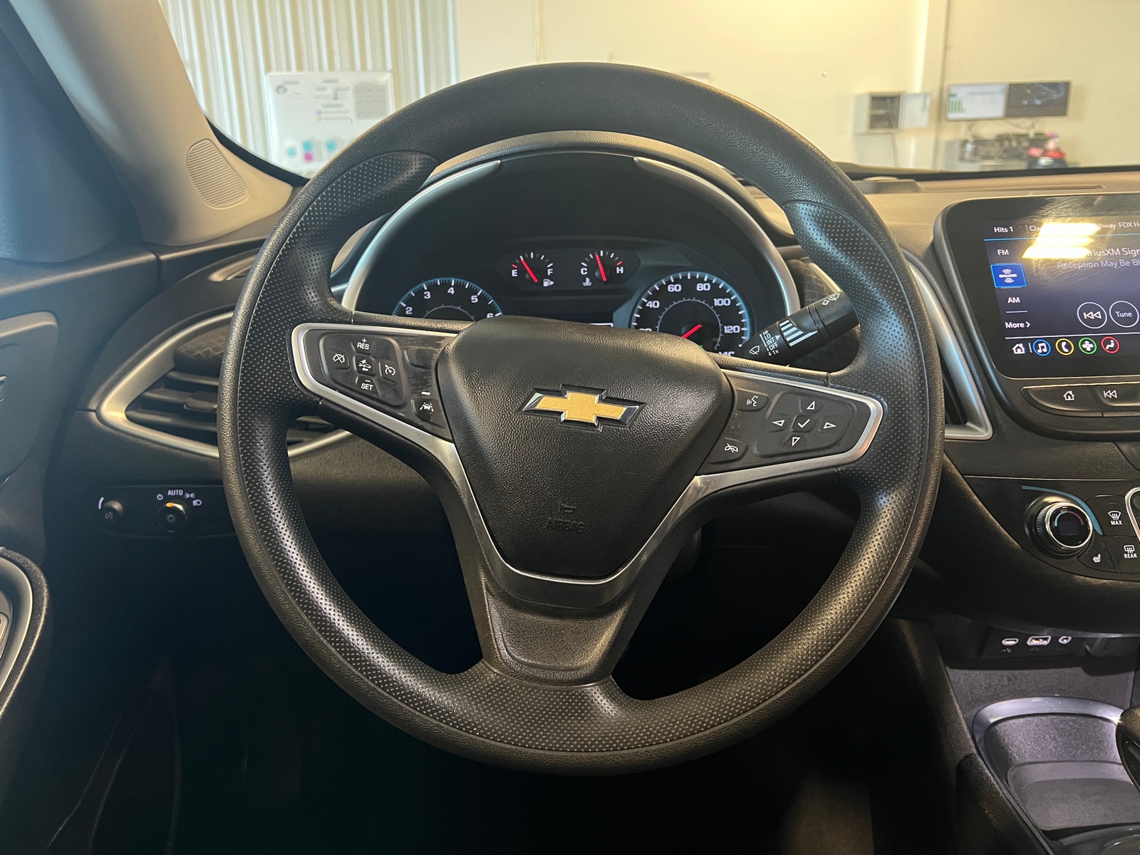 Thumbnail: 2023 Chevrolet Malibu - 5