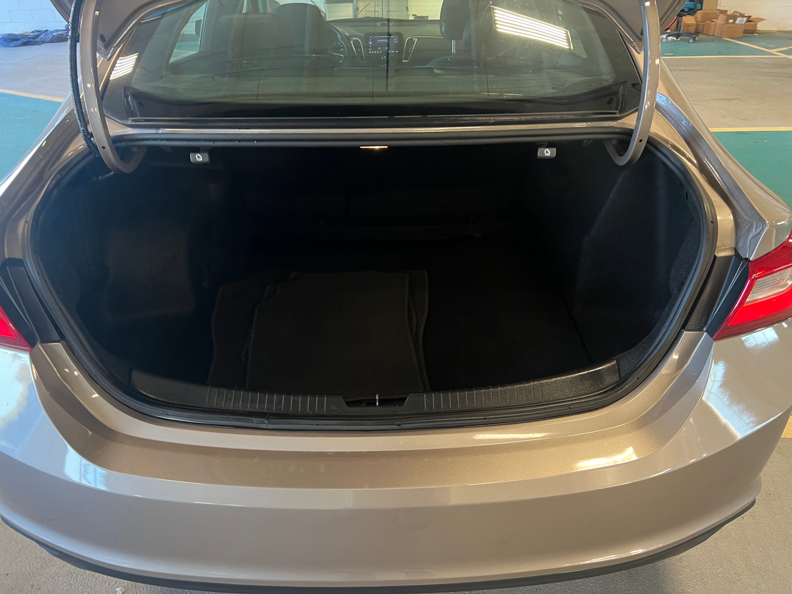 Thumbnail: 2023 Chevrolet Malibu - 7