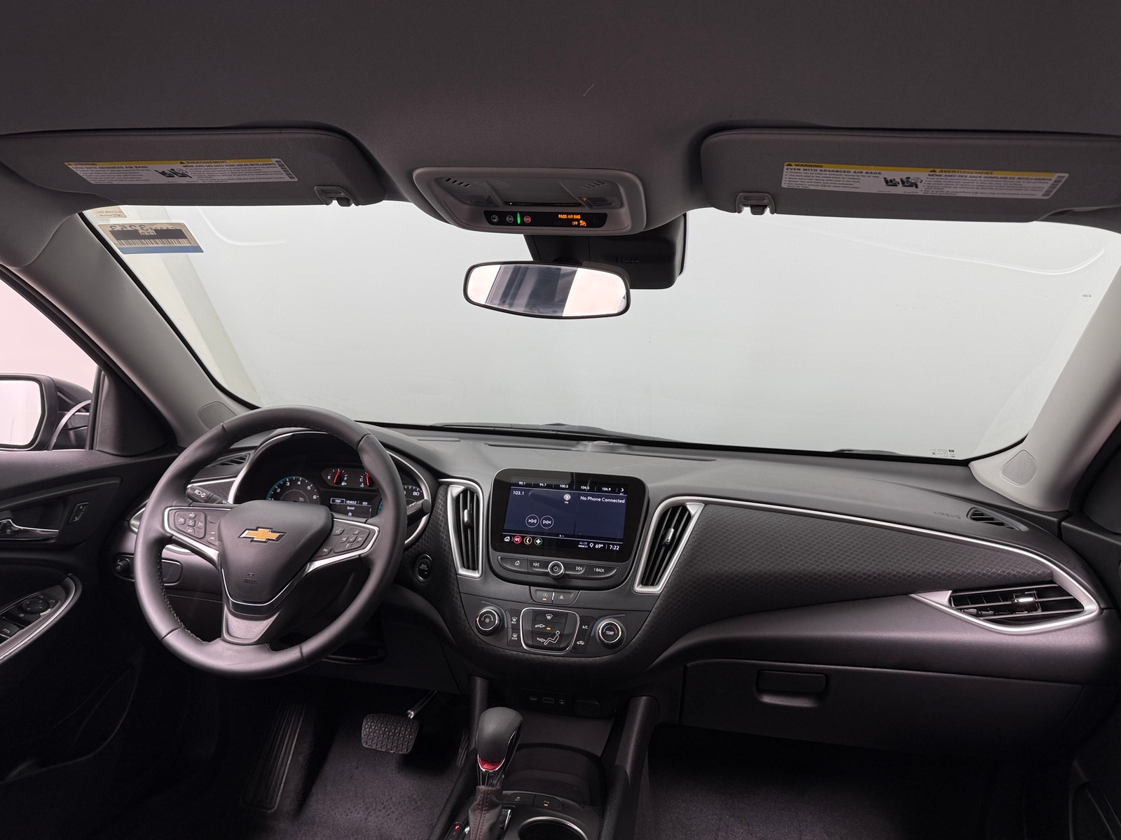 Thumbnail: 2024 Chevrolet Malibu - 3