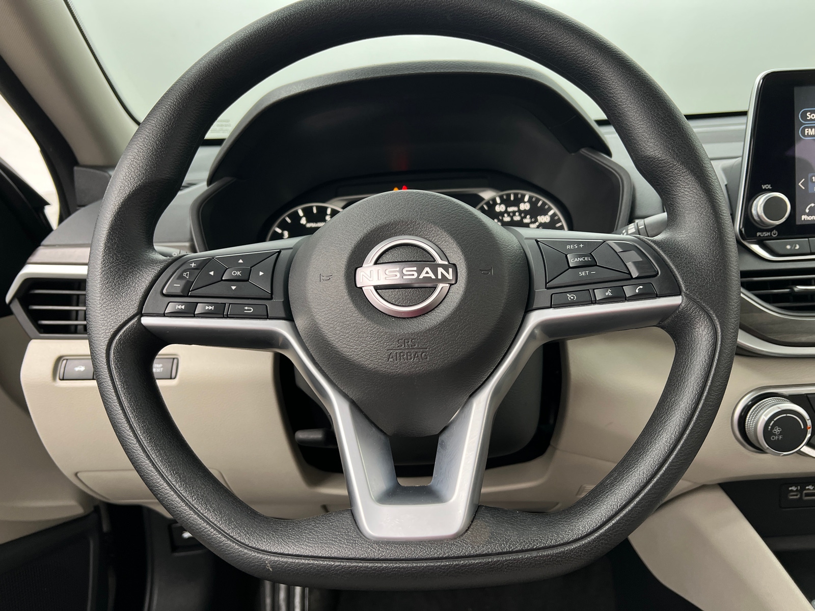 Thumbnail: 2025 Nissan Altima - 5