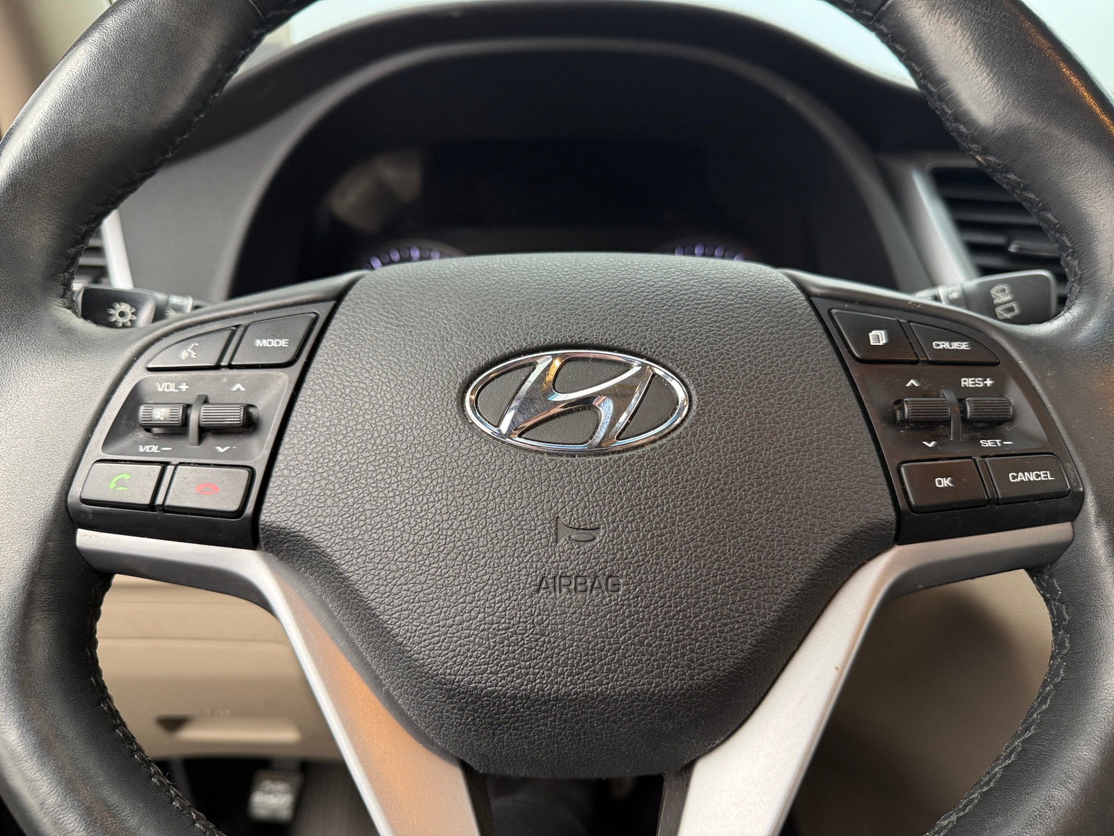 Thumbnail: 2018 Hyundai Tucson - 4