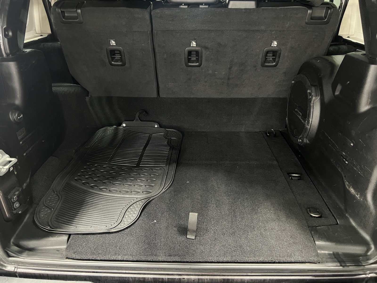 Thumbnail: 2021 Jeep Wrangler - 7