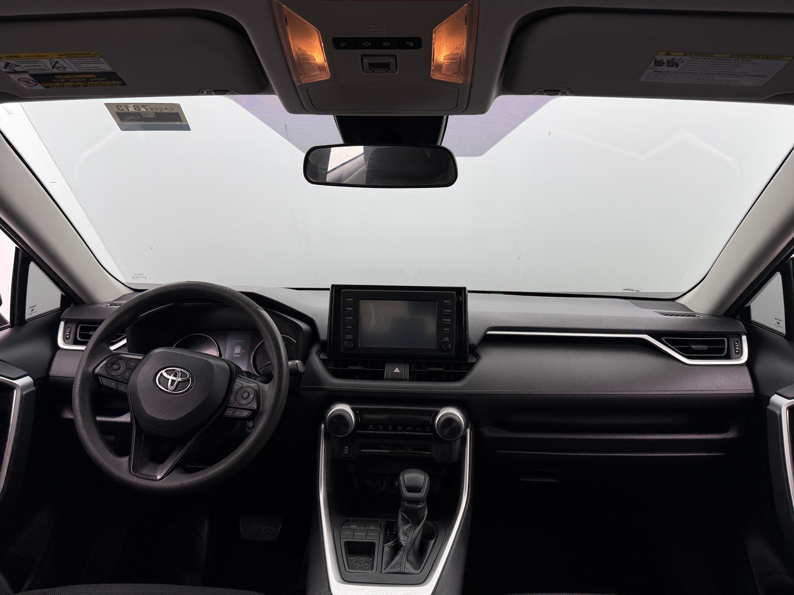 Thumbnail: 2019 Toyota RAV4 - 3