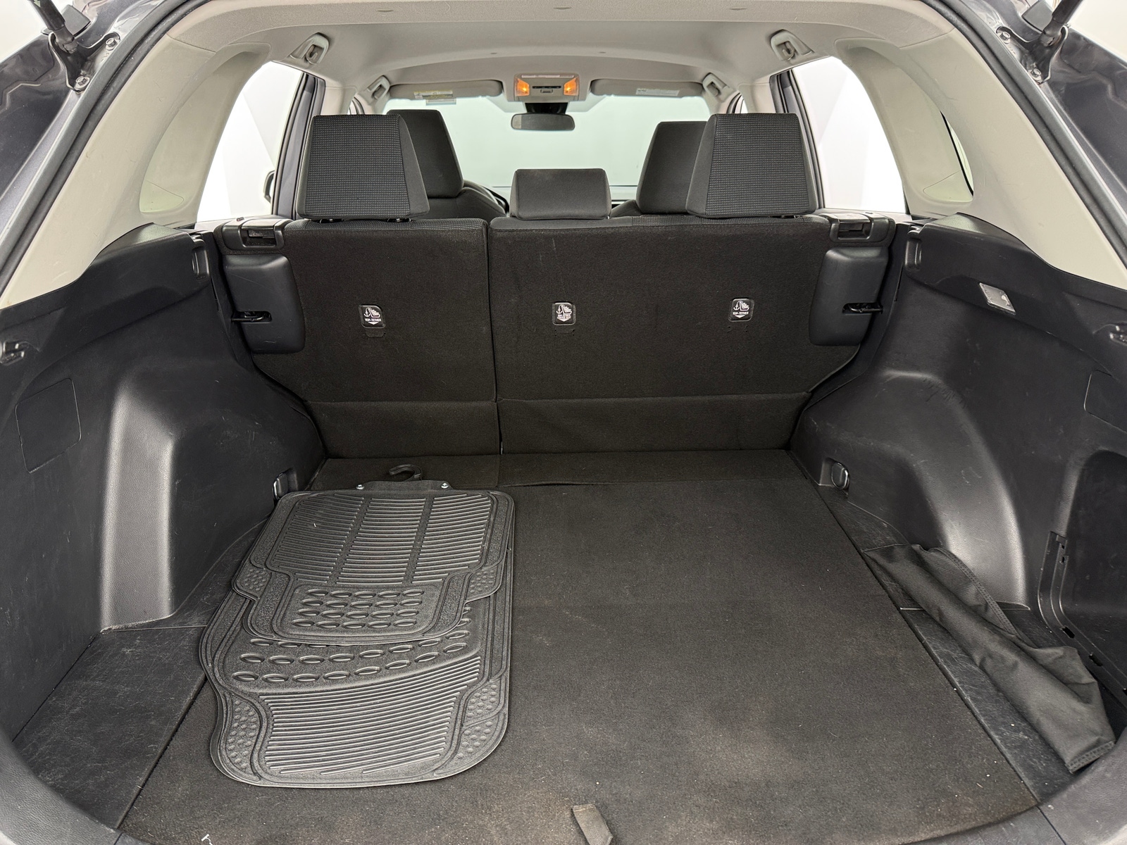 Thumbnail: 2019 Toyota RAV4 - 7