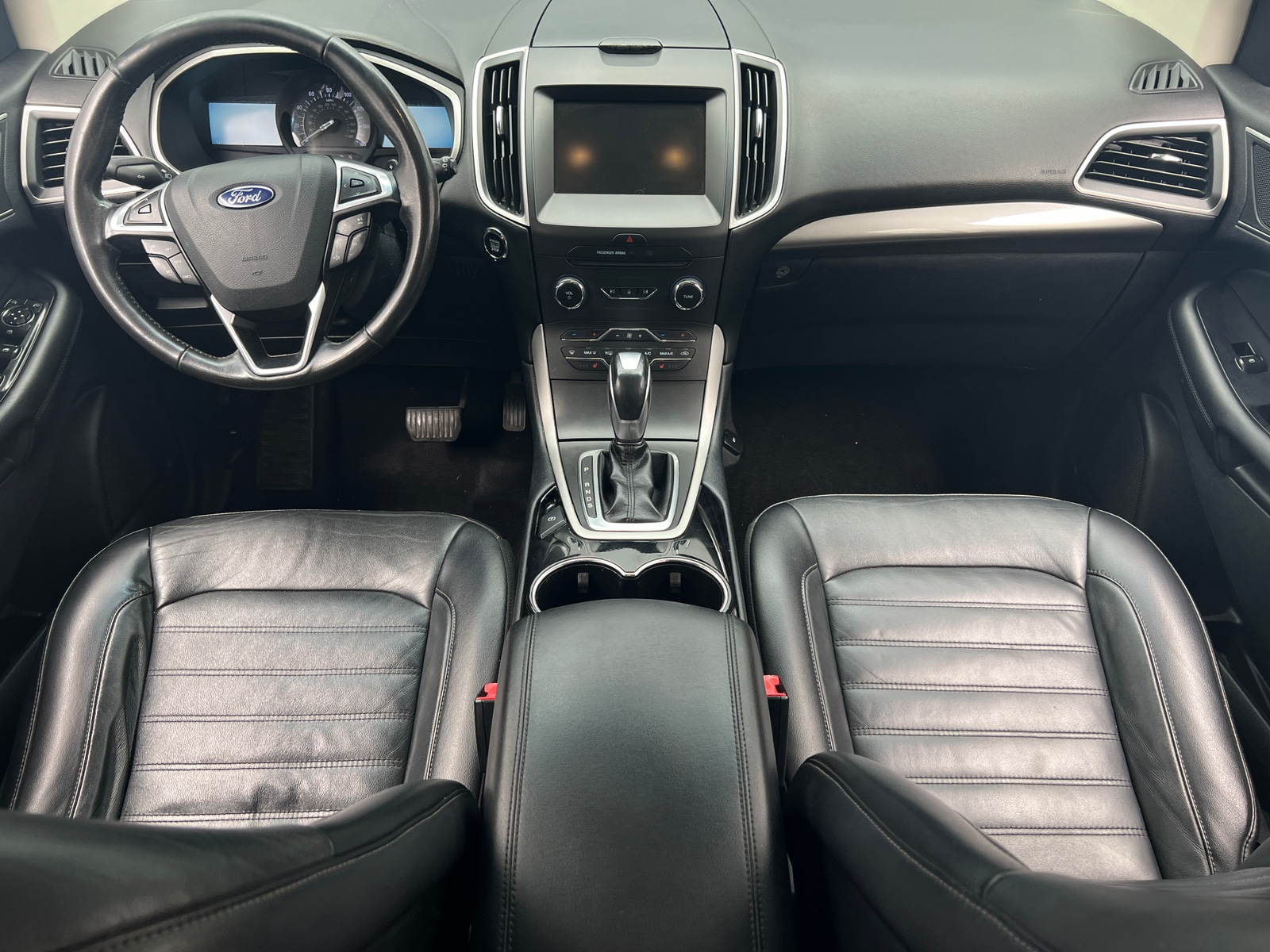 Thumbnail: 2015 Ford Edge - 2