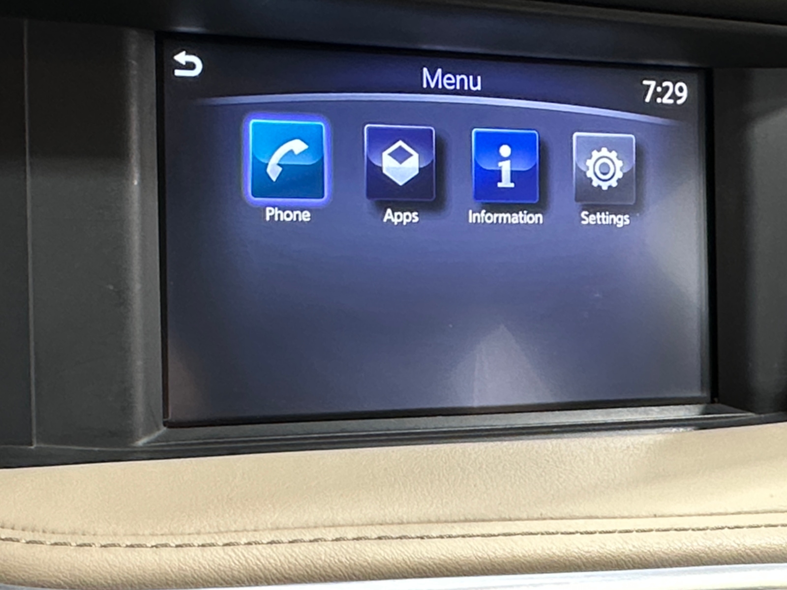 Thumbnail: 2018 INFINITI QX30 - 3