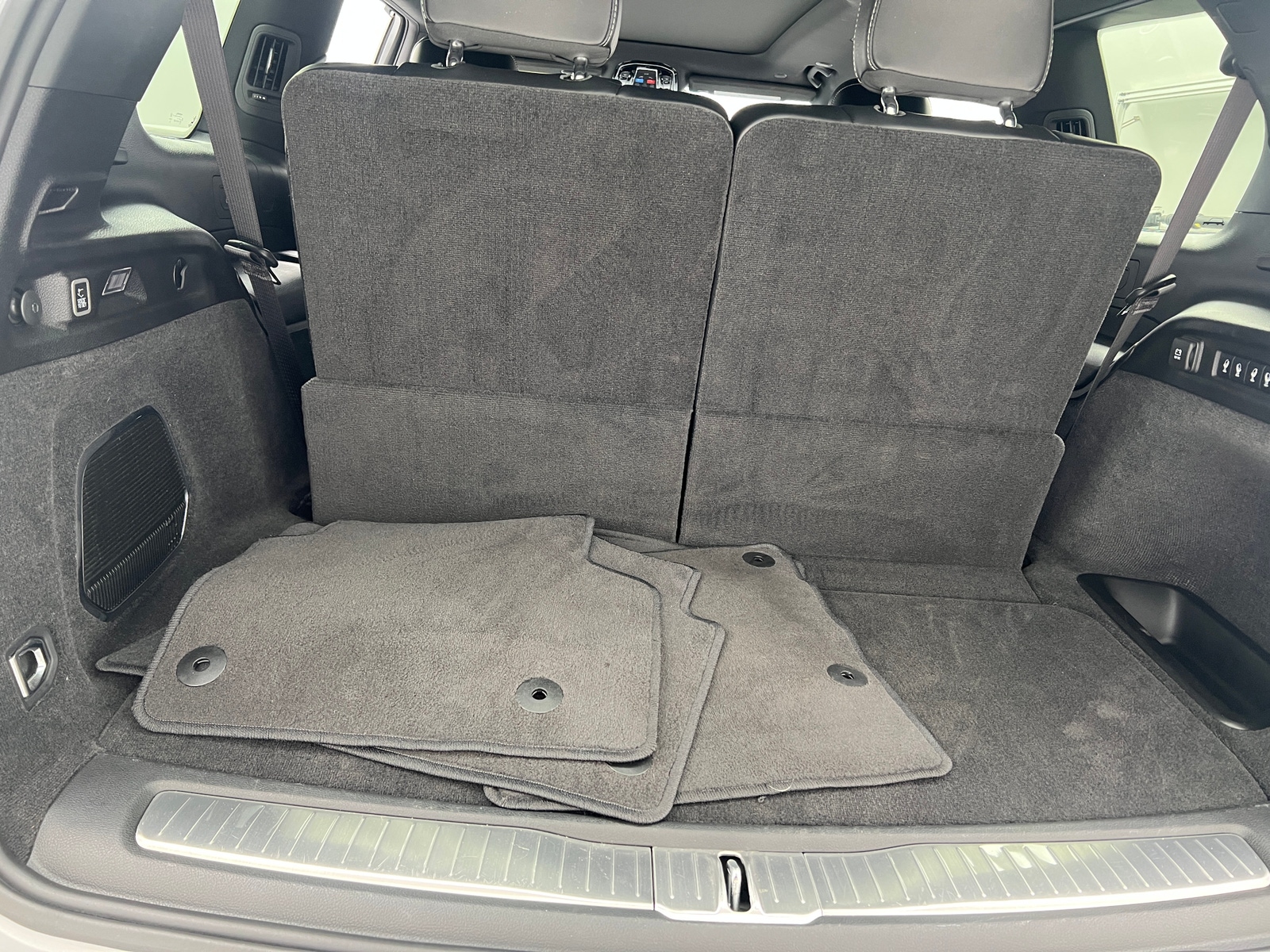 Thumbnail: 2021 Jeep Grand Cherokee L - 6