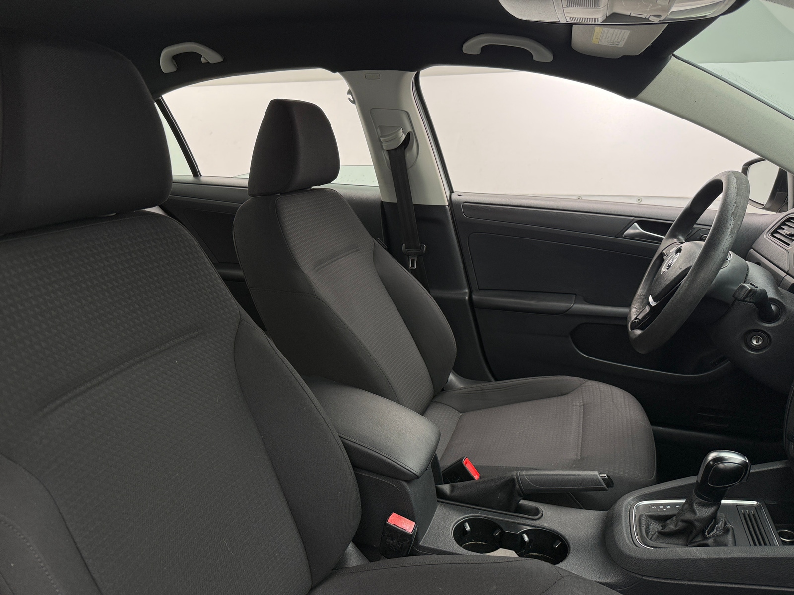 Thumbnail: 2015 Volkswagen Jetta - 2