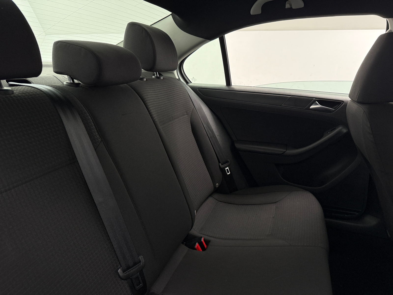 Thumbnail: 2015 Volkswagen Jetta - 6