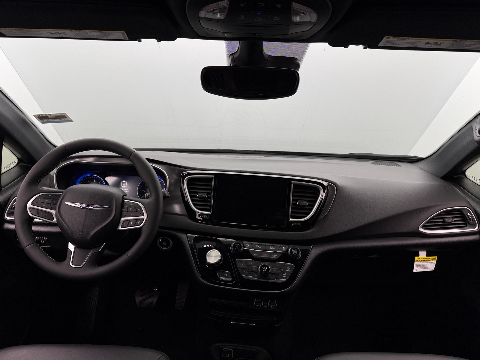 Thumbnail: 2025 Chrysler Voyager - 2