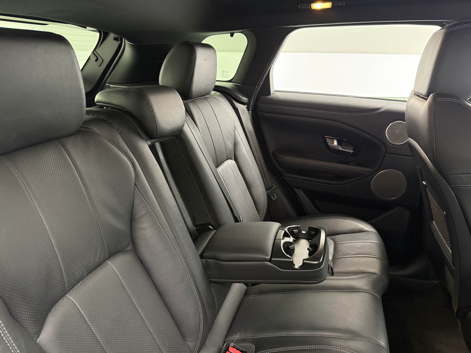 Thumbnail: 2018 Land Rover Range Rover Evoque - 5