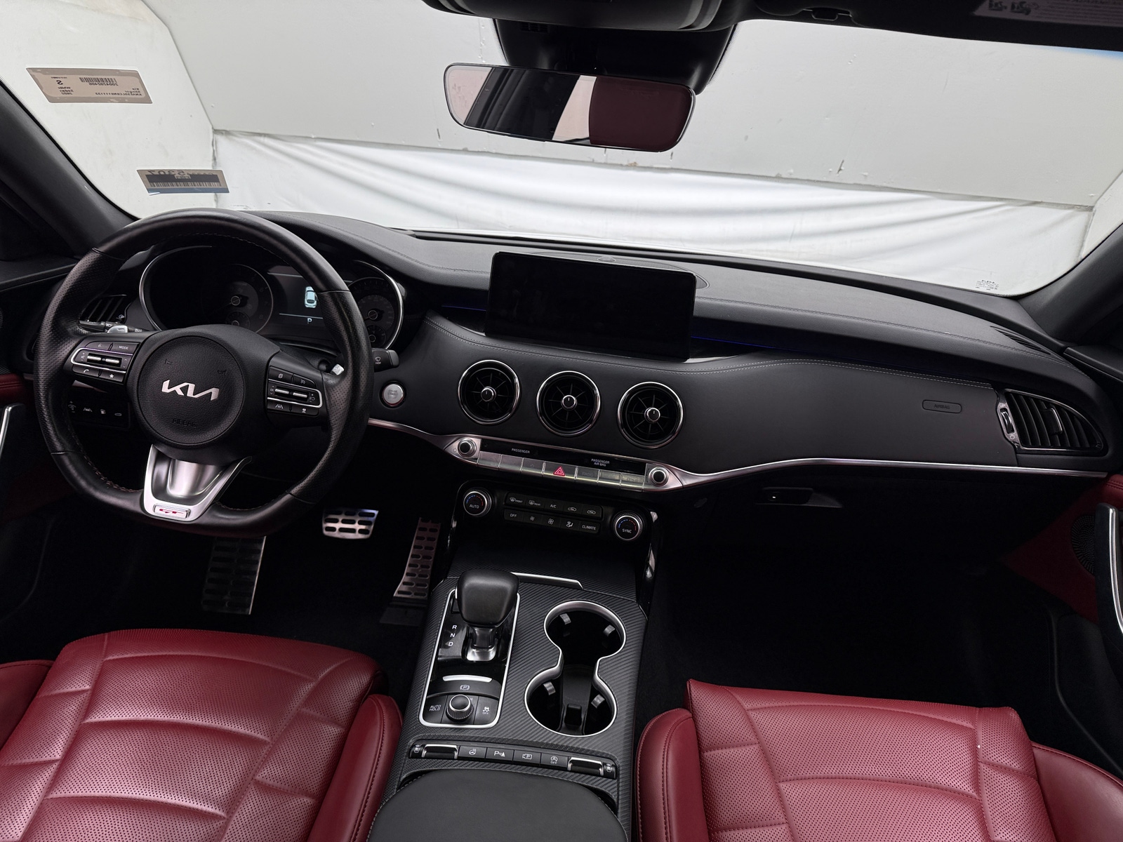 Thumbnail: 2022 Kia Stinger - 2