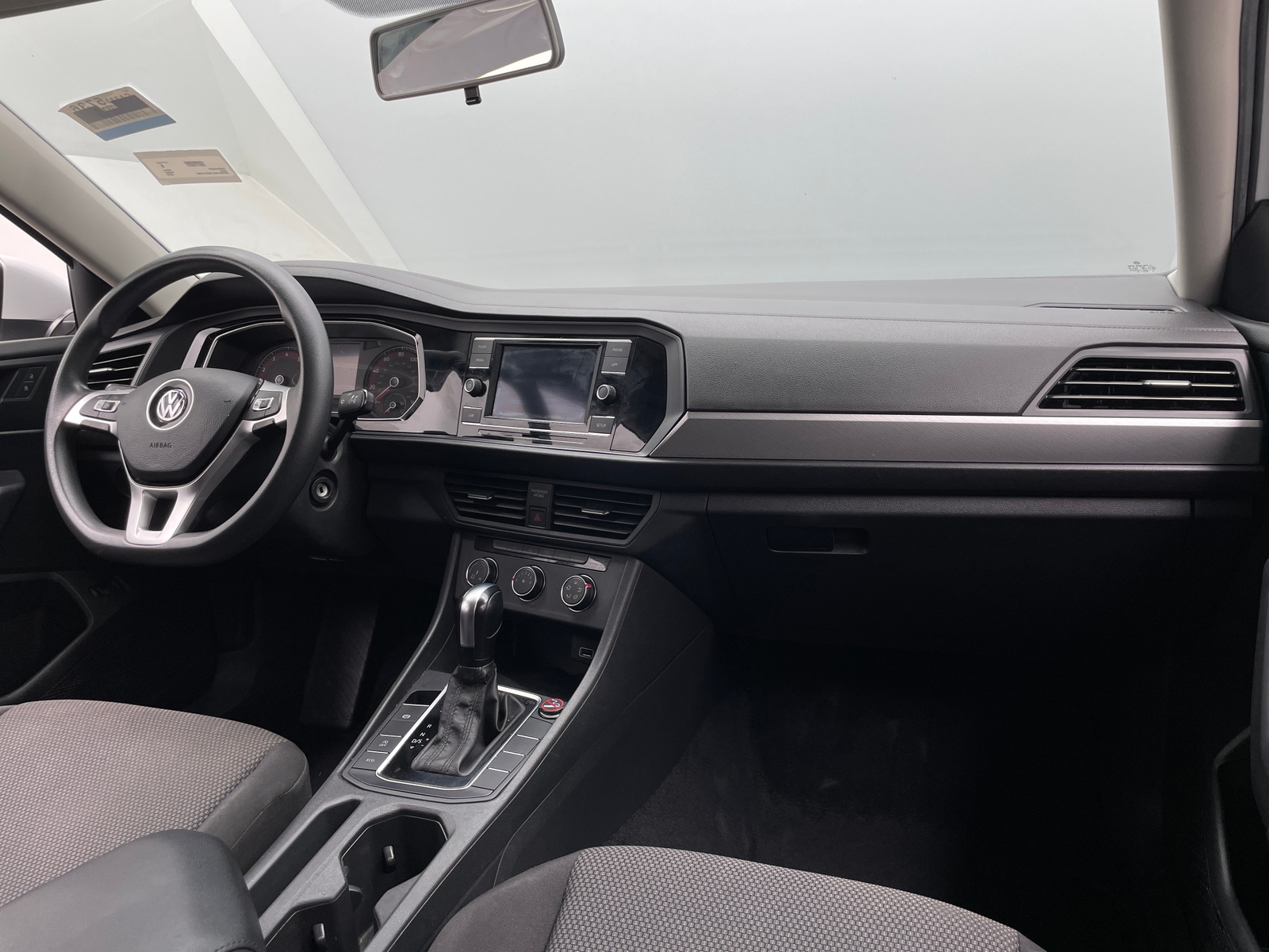 Thumbnail: 2019 Volkswagen Jetta - 3