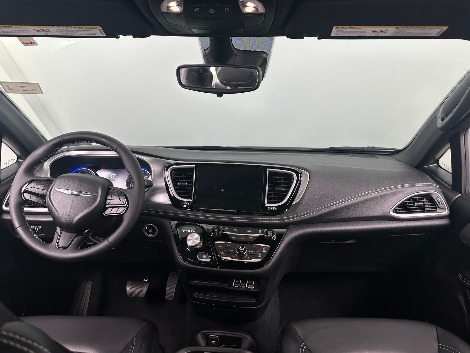 Thumbnail: 2023 Chrysler Pacifica - 2