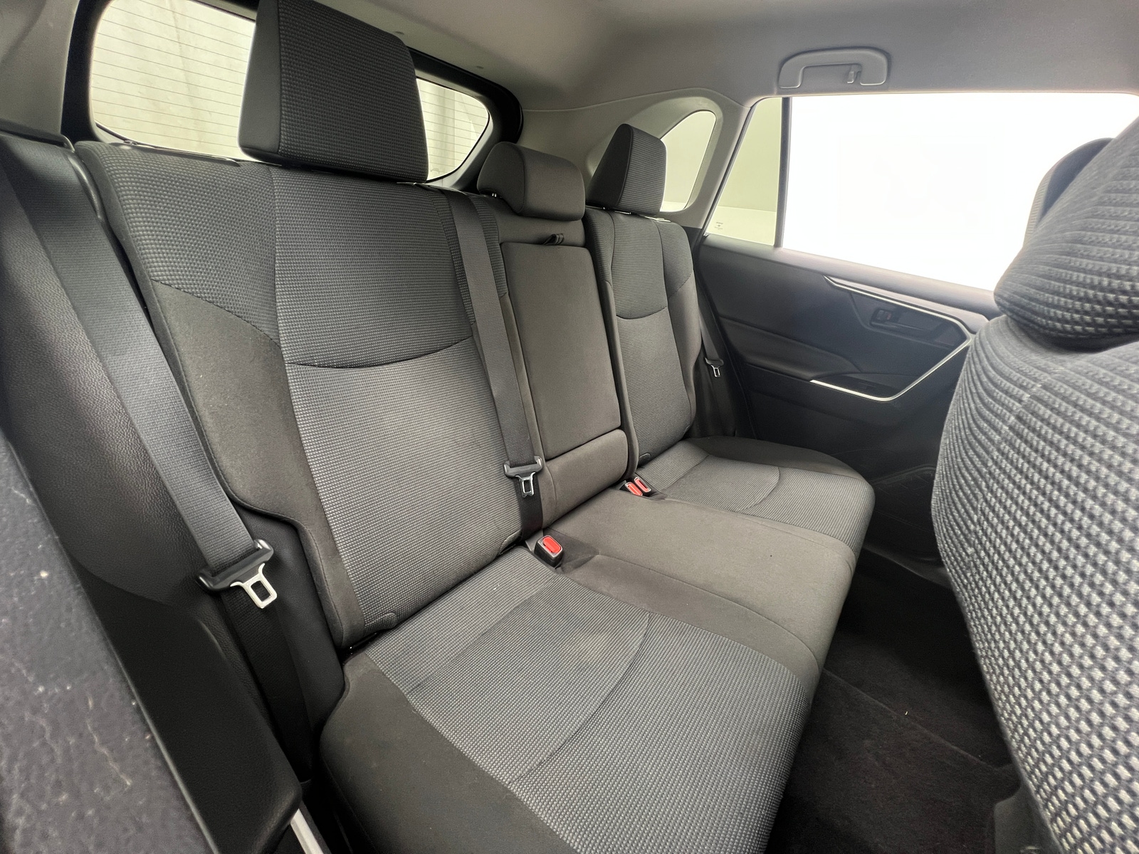 Thumbnail: 2022 Toyota RAV4 - 6