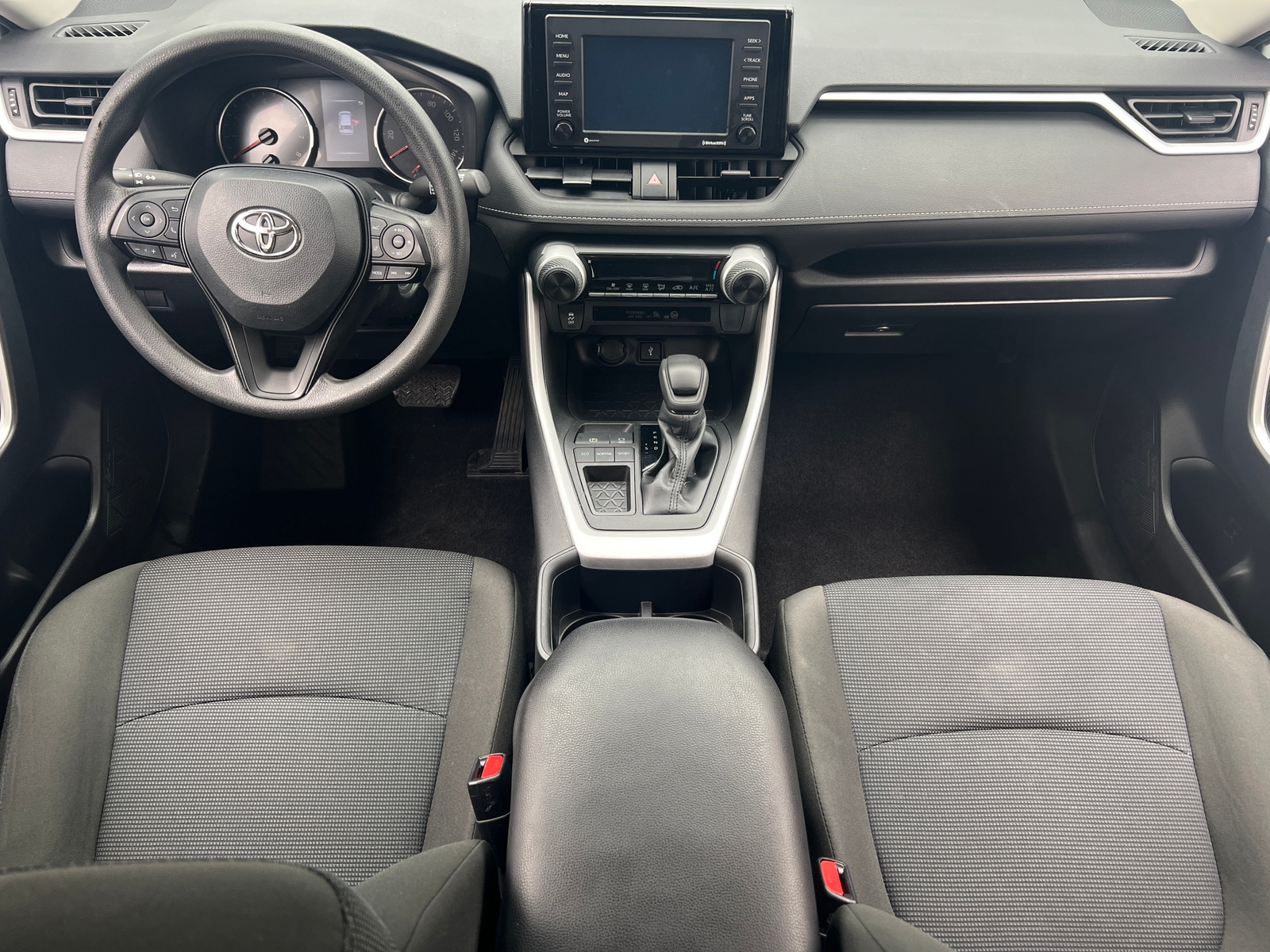 Thumbnail: 2022 Toyota RAV4 - 3