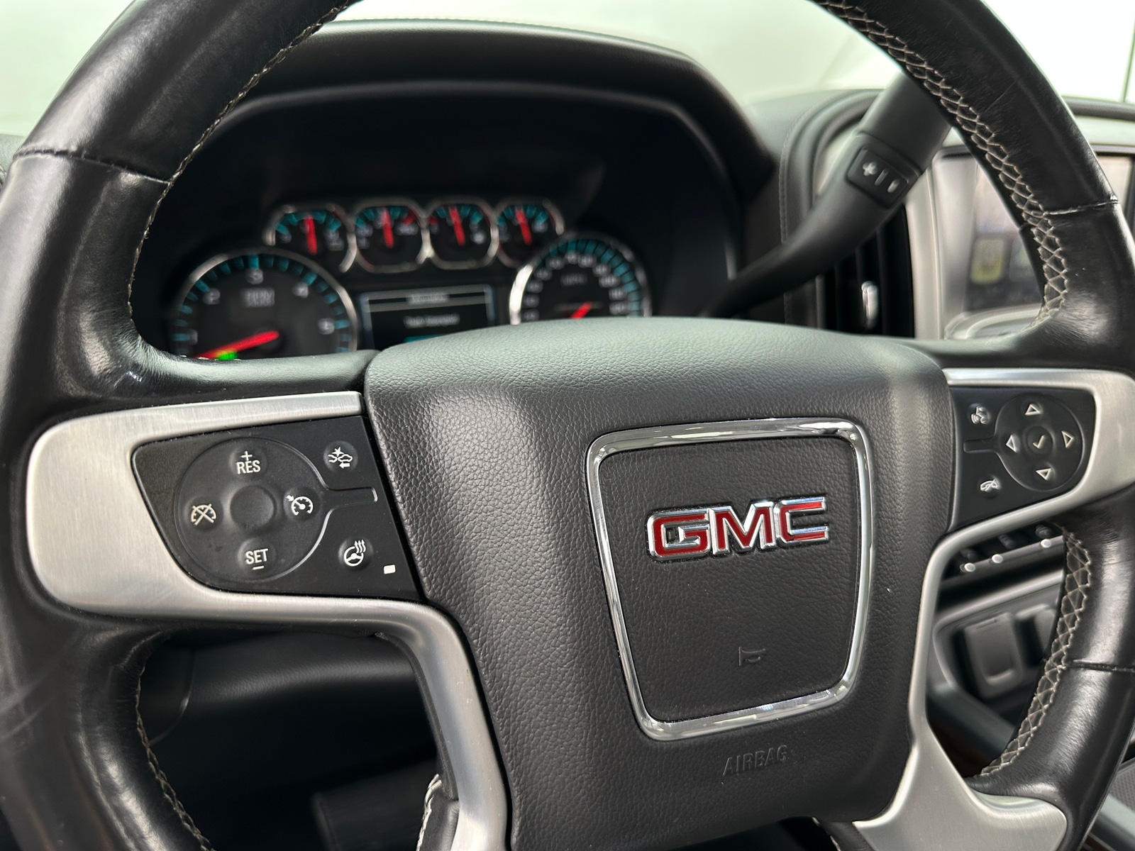 Thumbnail: 2017 GMC Sierra 1500 - 4