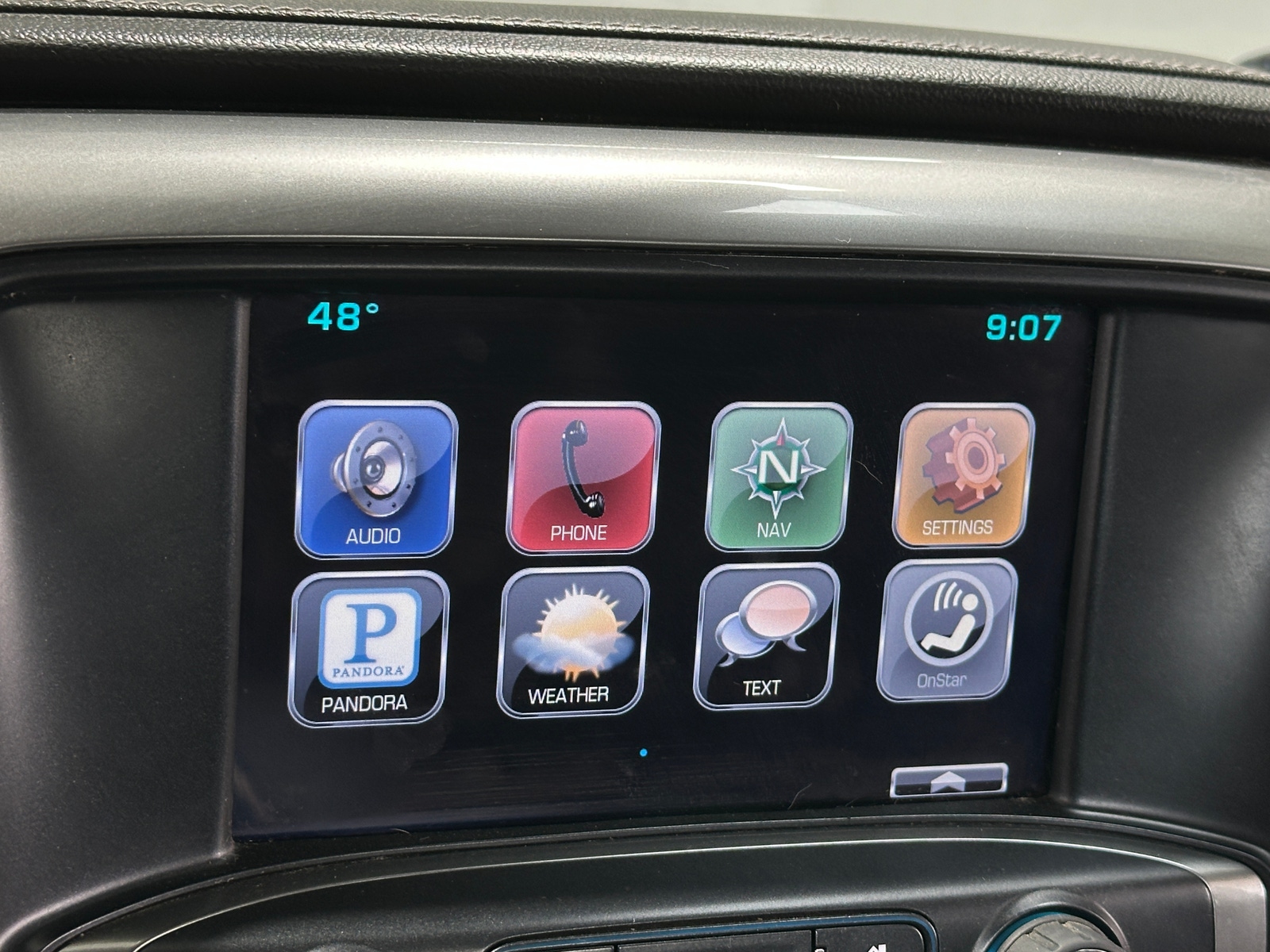 Thumbnail: 2015 Chevrolet Silverado 1500 - 3